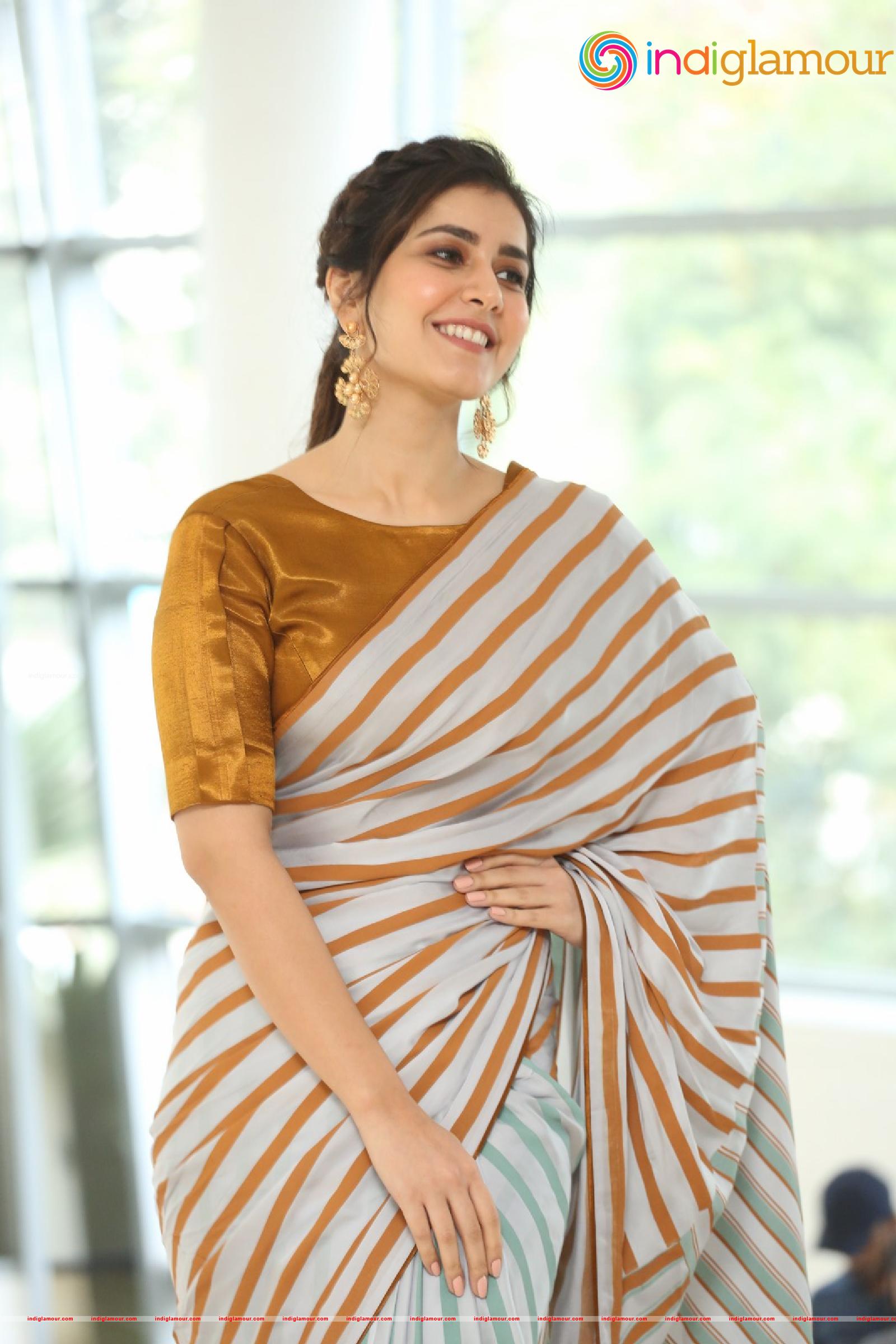 Raashi Khanna Actress hd photo