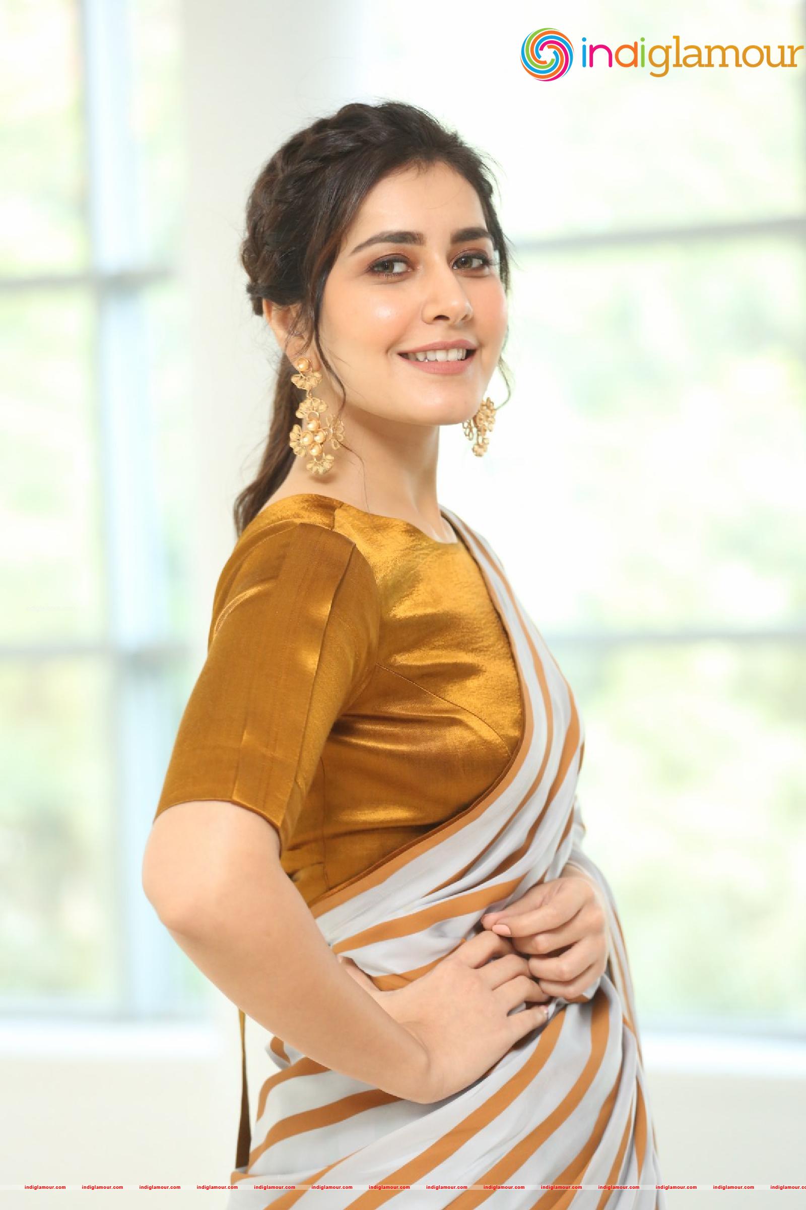 Raashi Khanna Actress hd photo