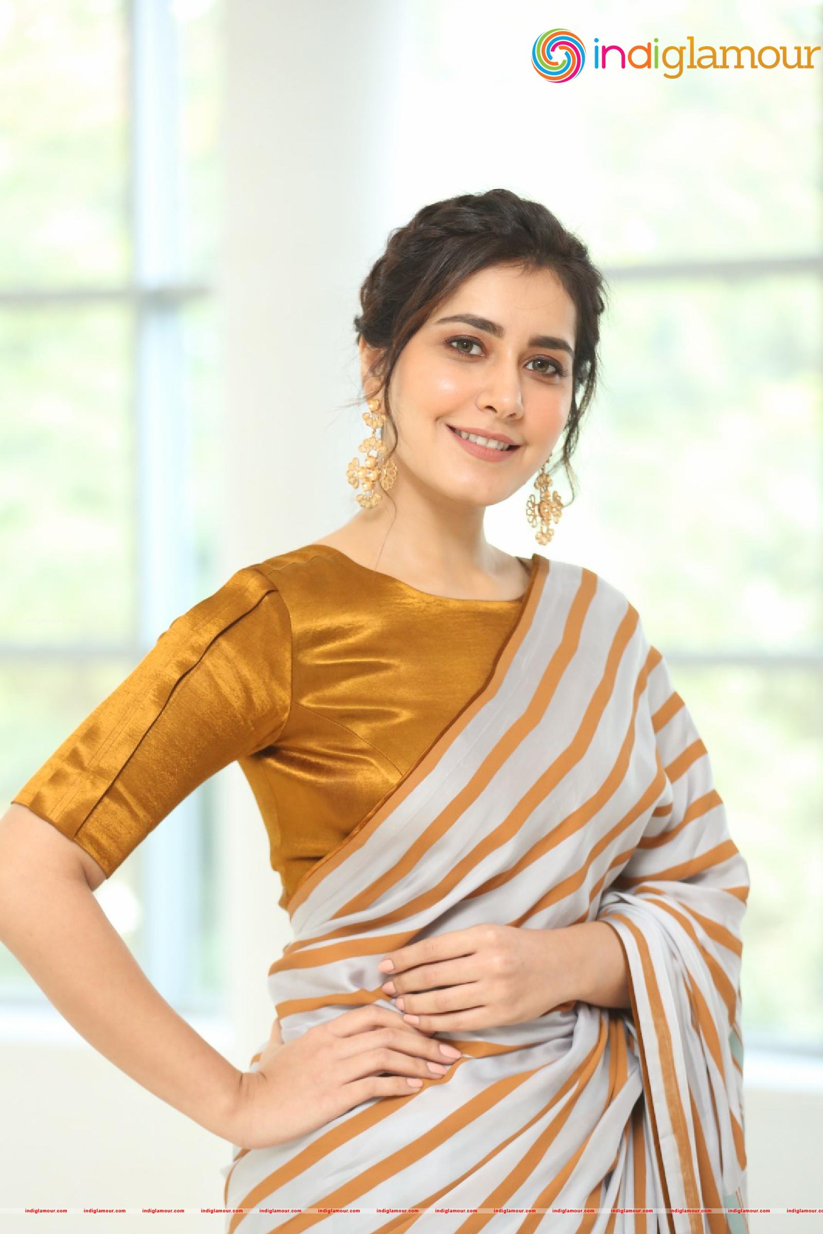 Raashi Khanna Actress hd photo