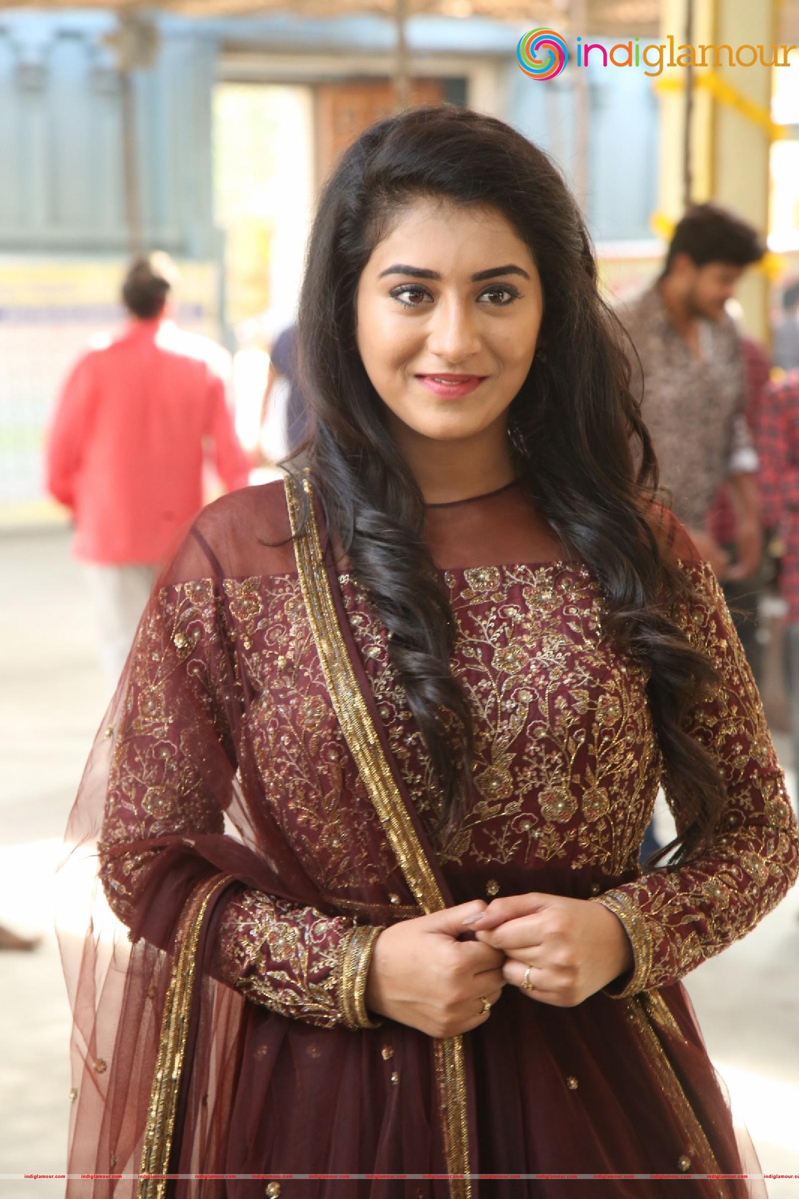 Rashi Singh Actress hd photo