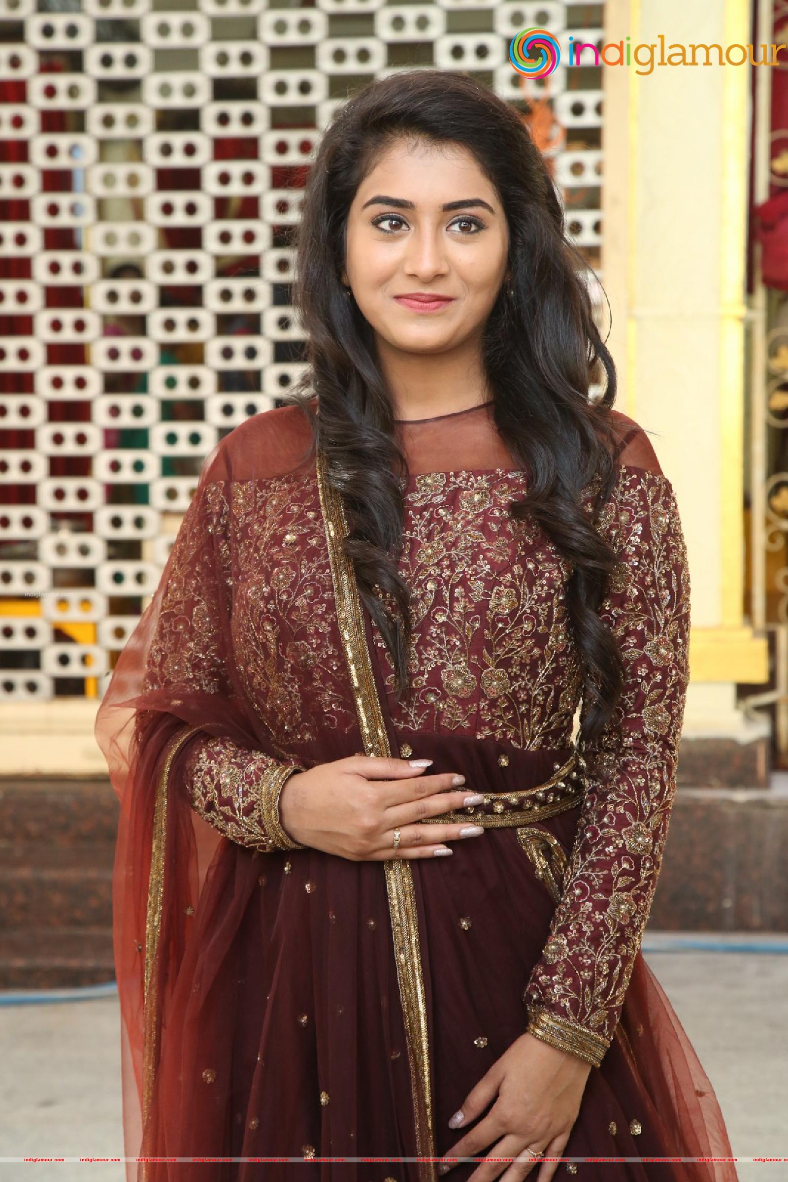 Rashi Singh Actress hd photo