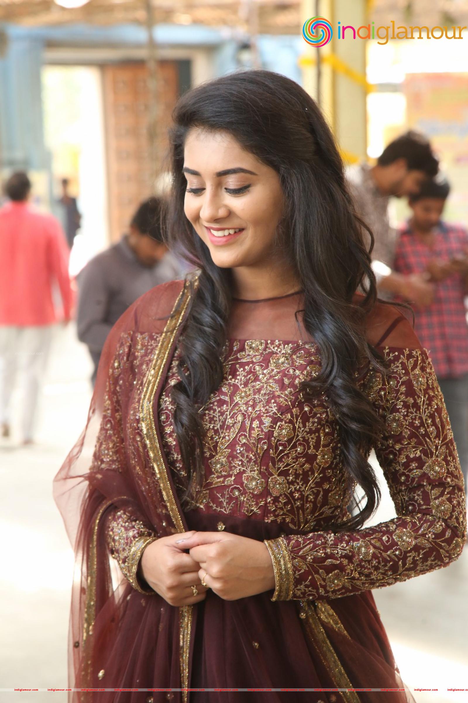 Rashi Singh Actress hd photo