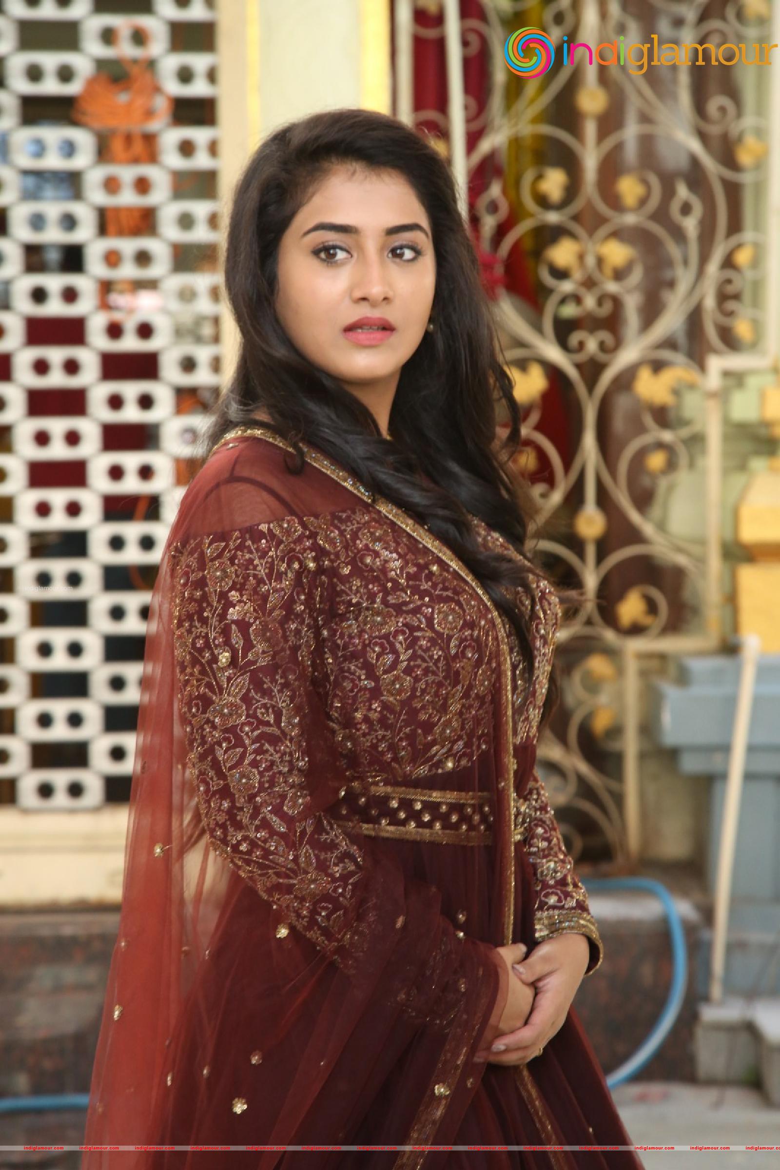 Rashi Singh Actress hd photo