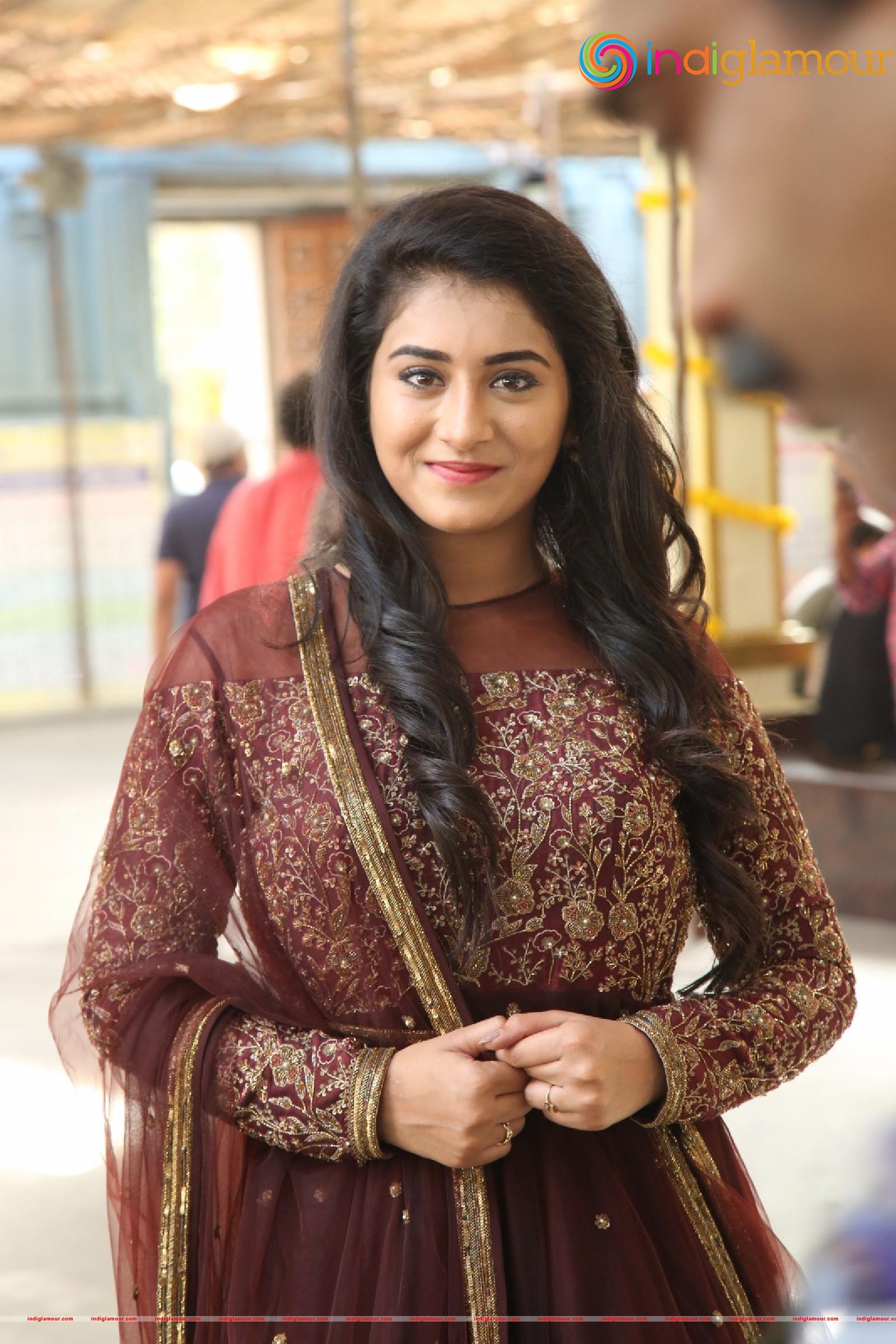 Rashi Singh Actress hd photo