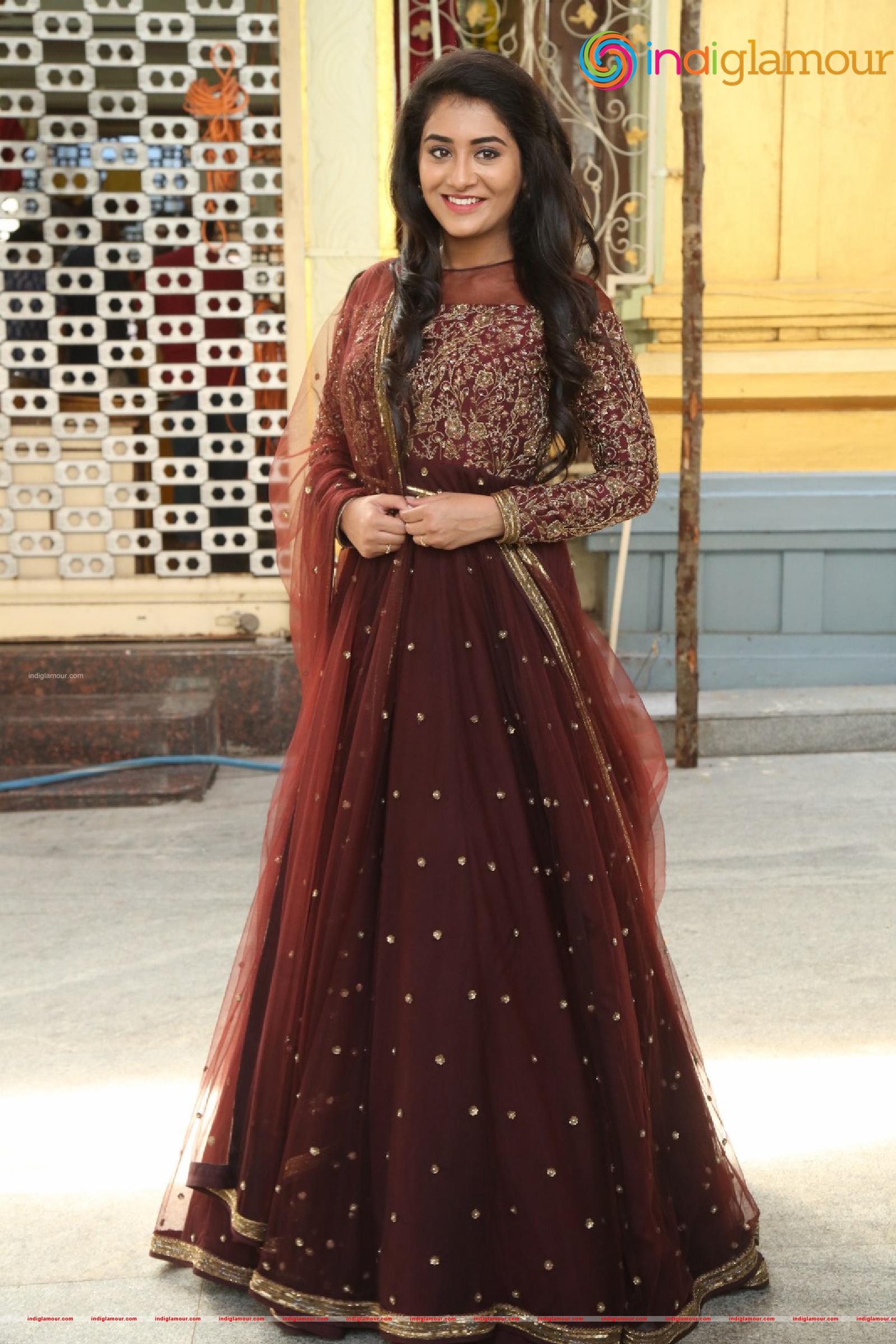 Rashi Singh Actress hd photo