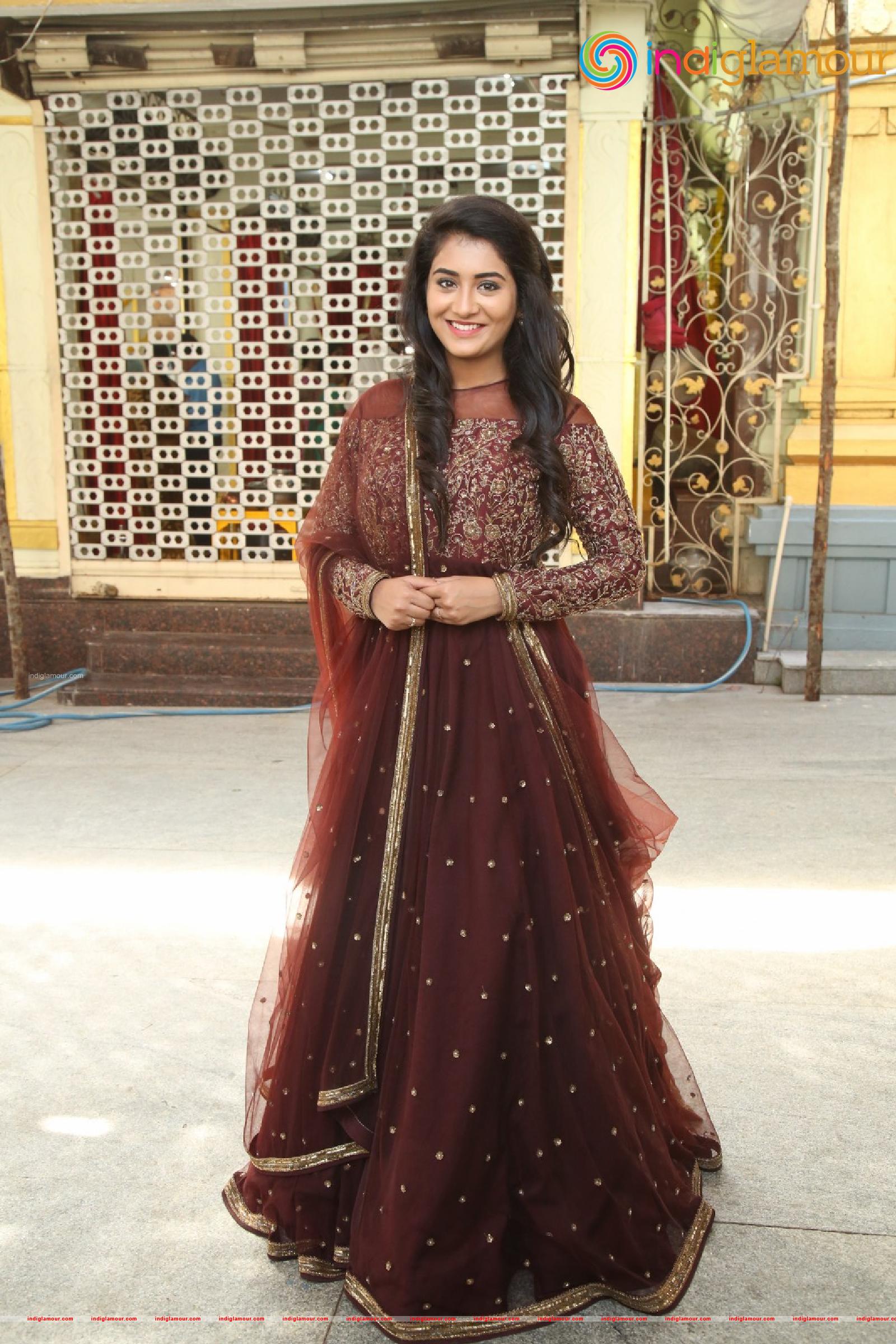 Rashi Singh Actress hd photo