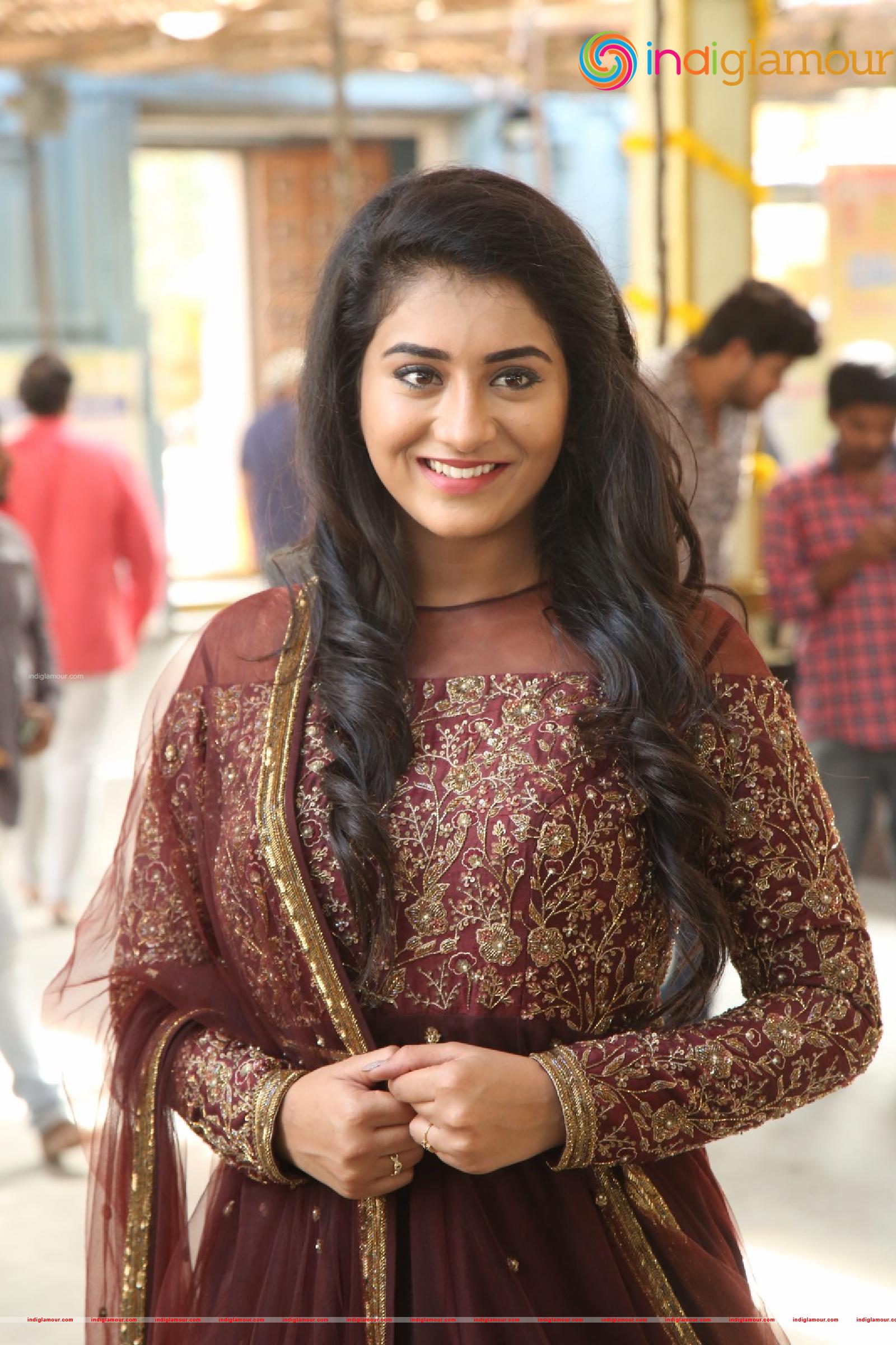 Rashi Singh Actress hd photo