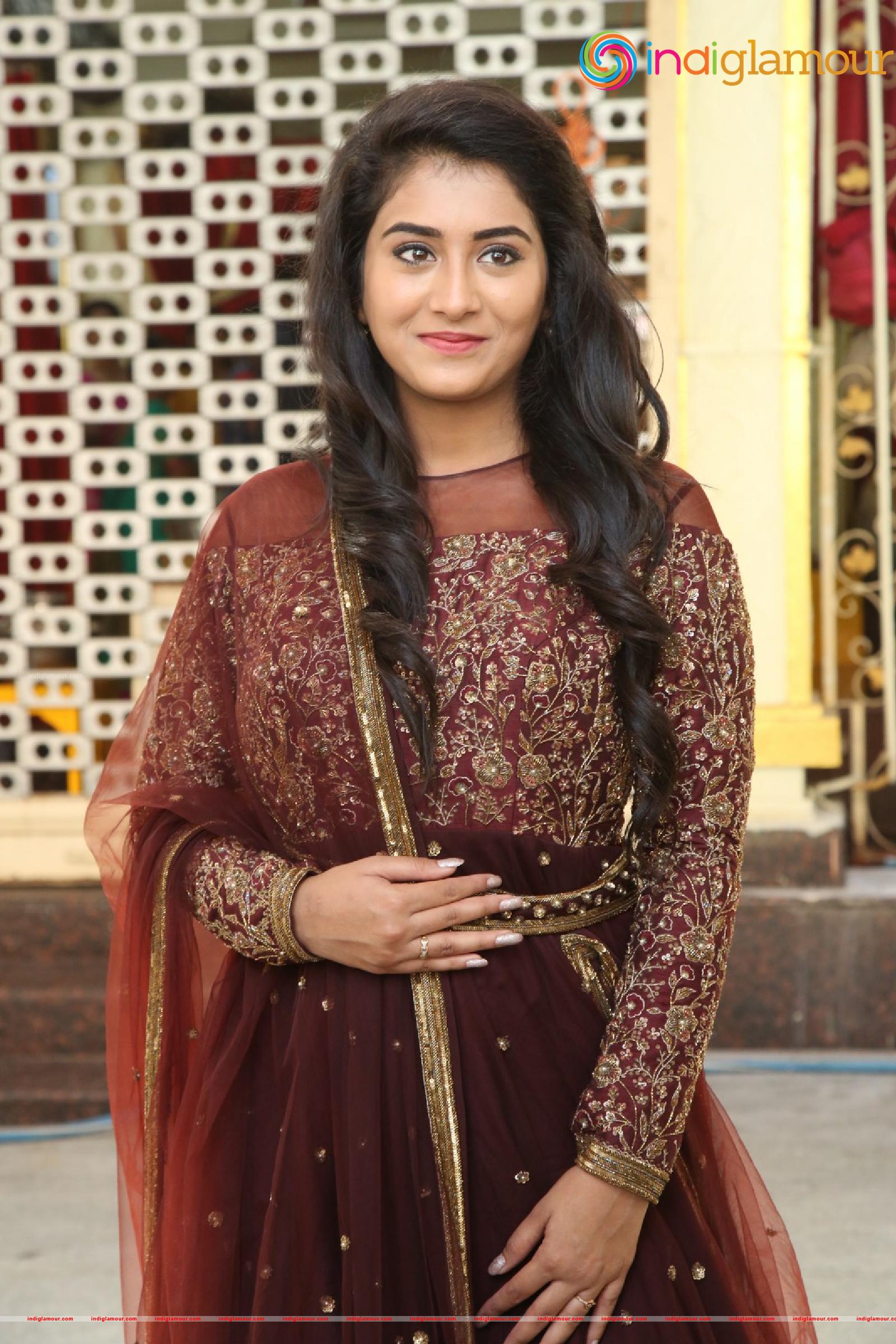 Rashi Singh Actress hd photo