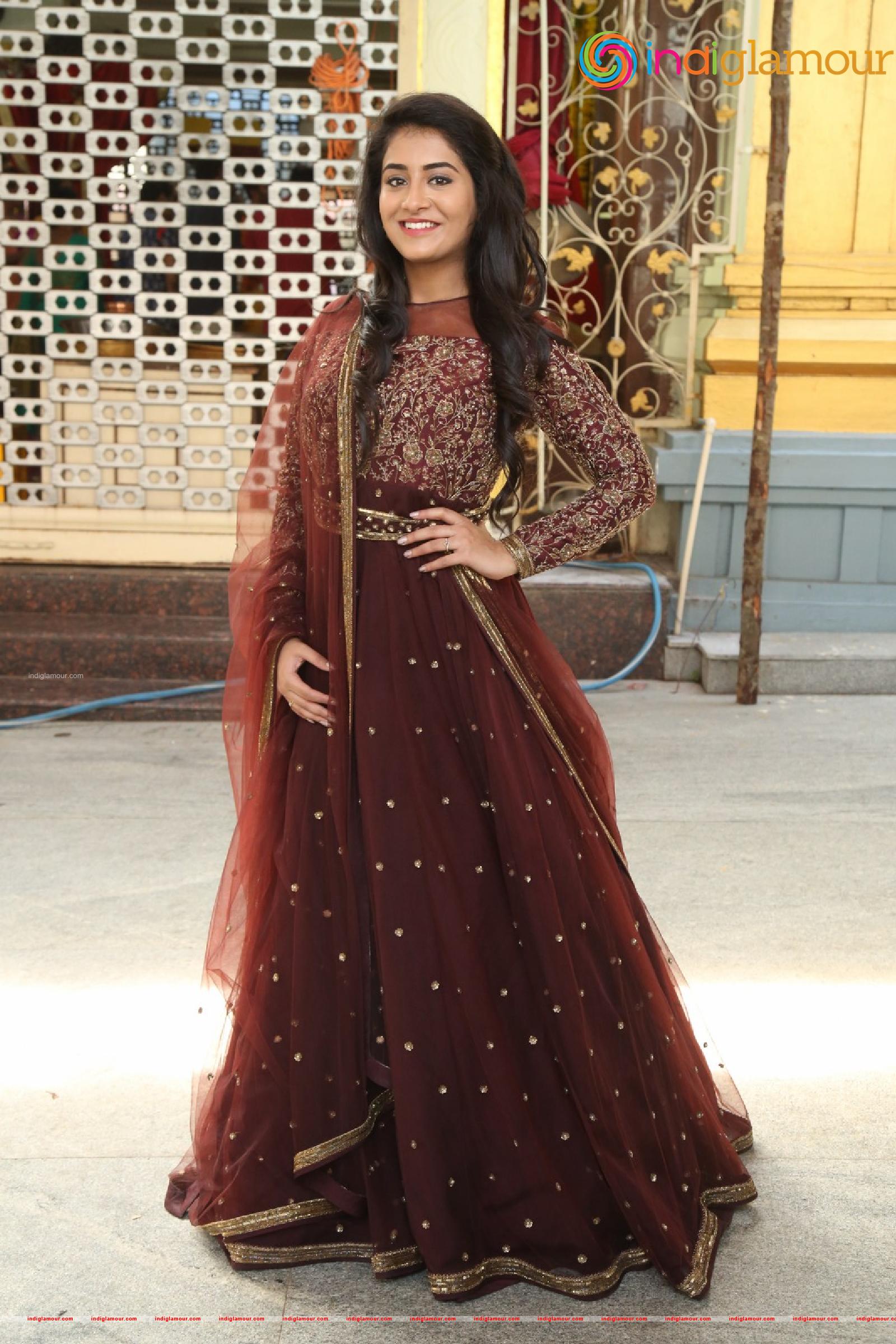 Rashi Singh Actress hd photo