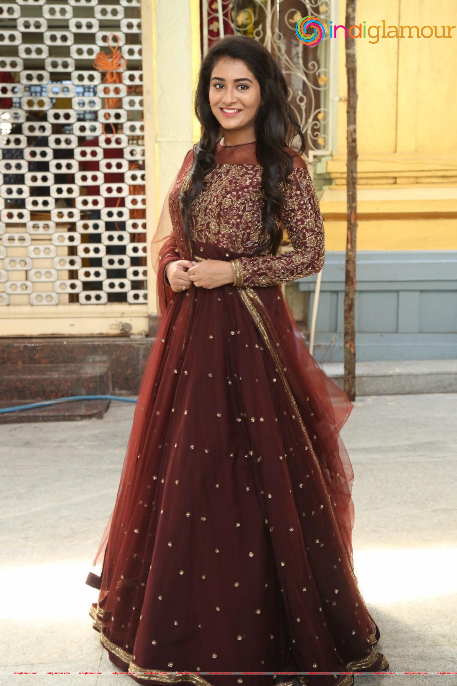 Rashi Singh Actress hd photo