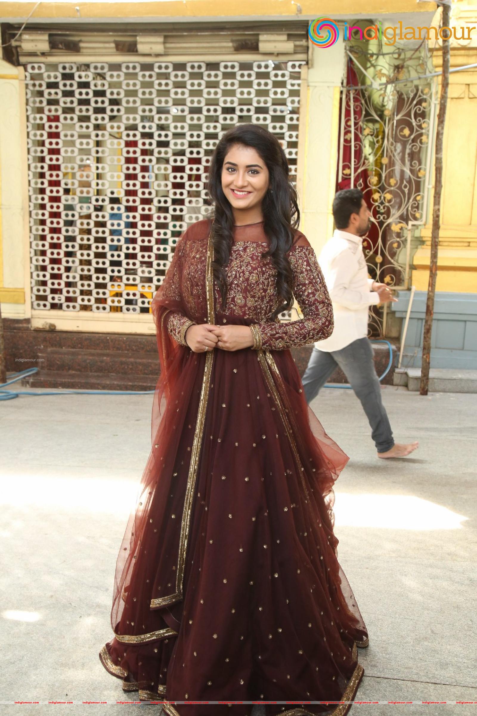 Rashi Singh Actress hd photo