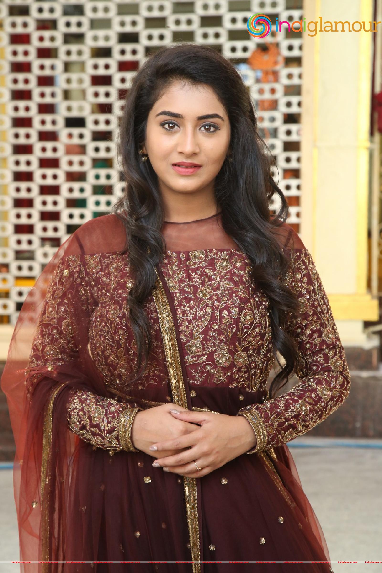 Rashi Singh Actress hd photo