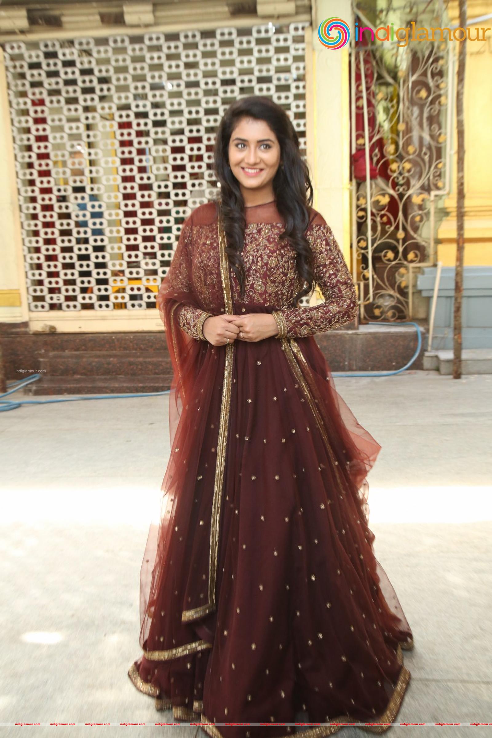 Rashi Singh Actress hd photo