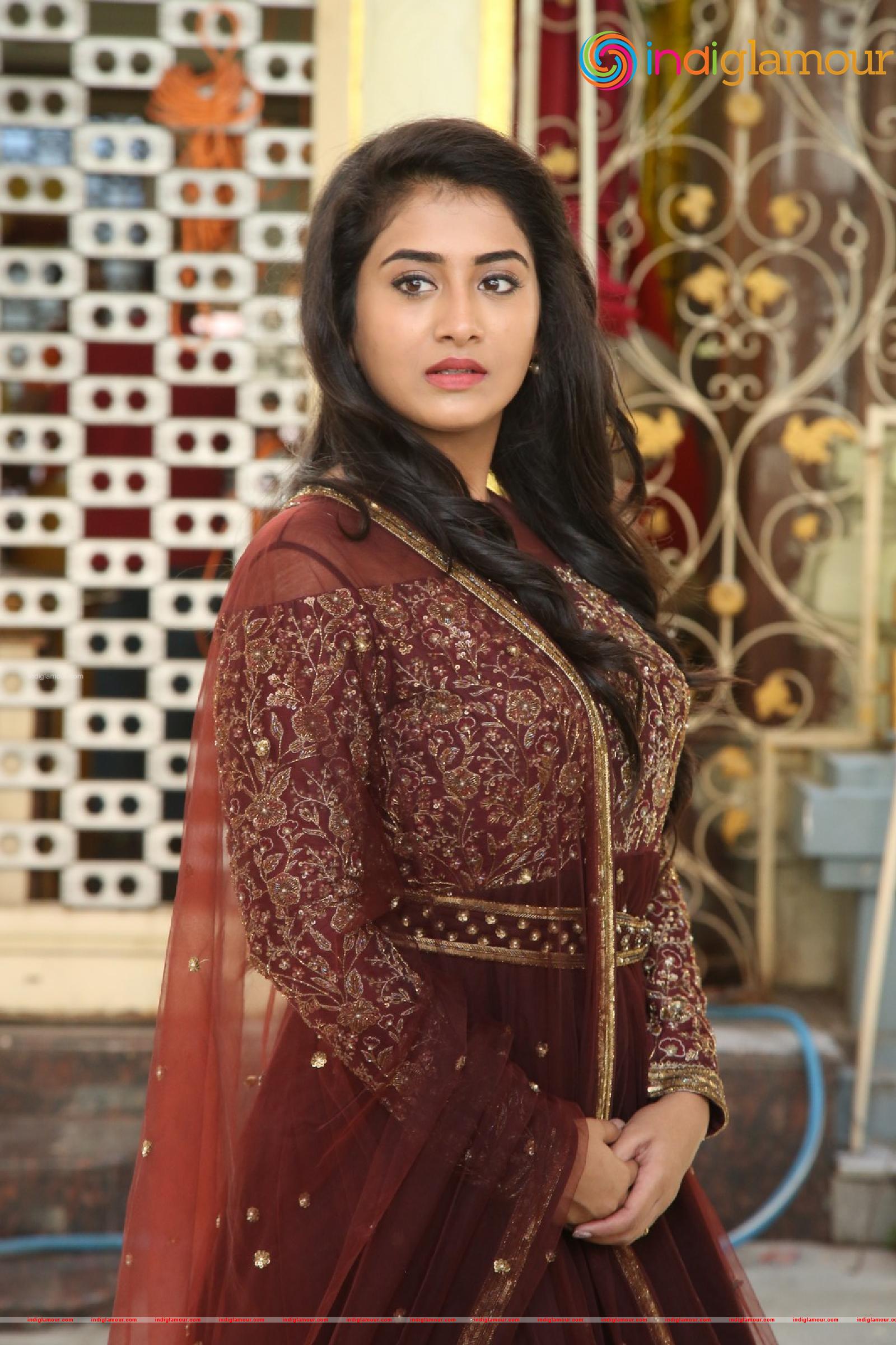 Rashi Singh Actress hd photo