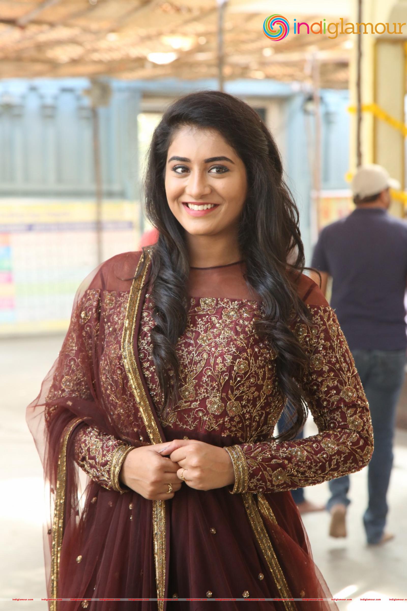 Rashi Singh Actress hd photo