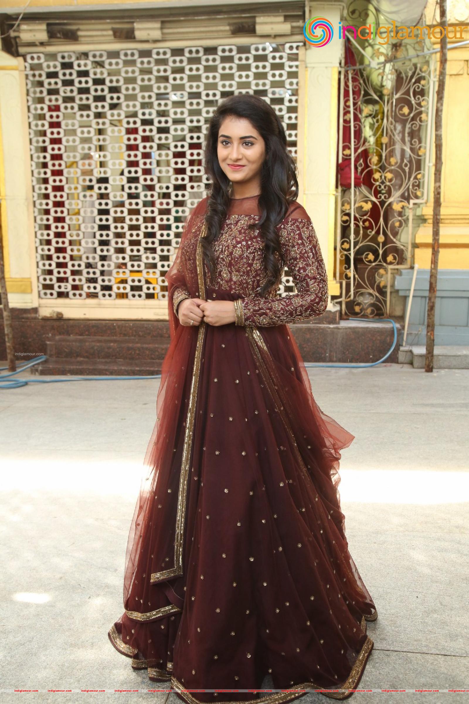 Rashi Singh Actress hd photo