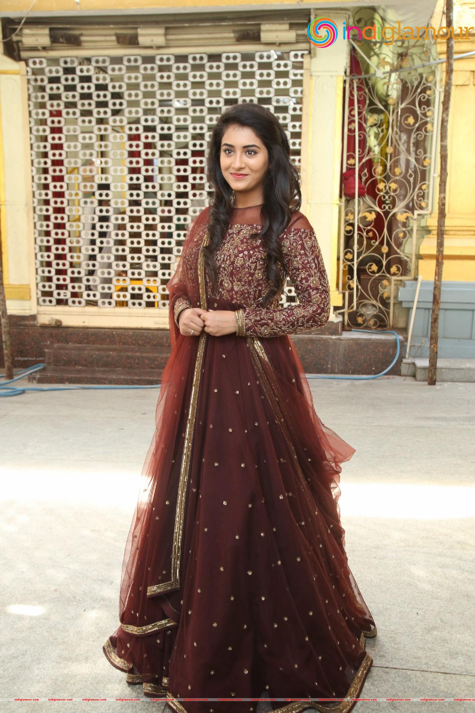 Rashi Singh Actress hd photo