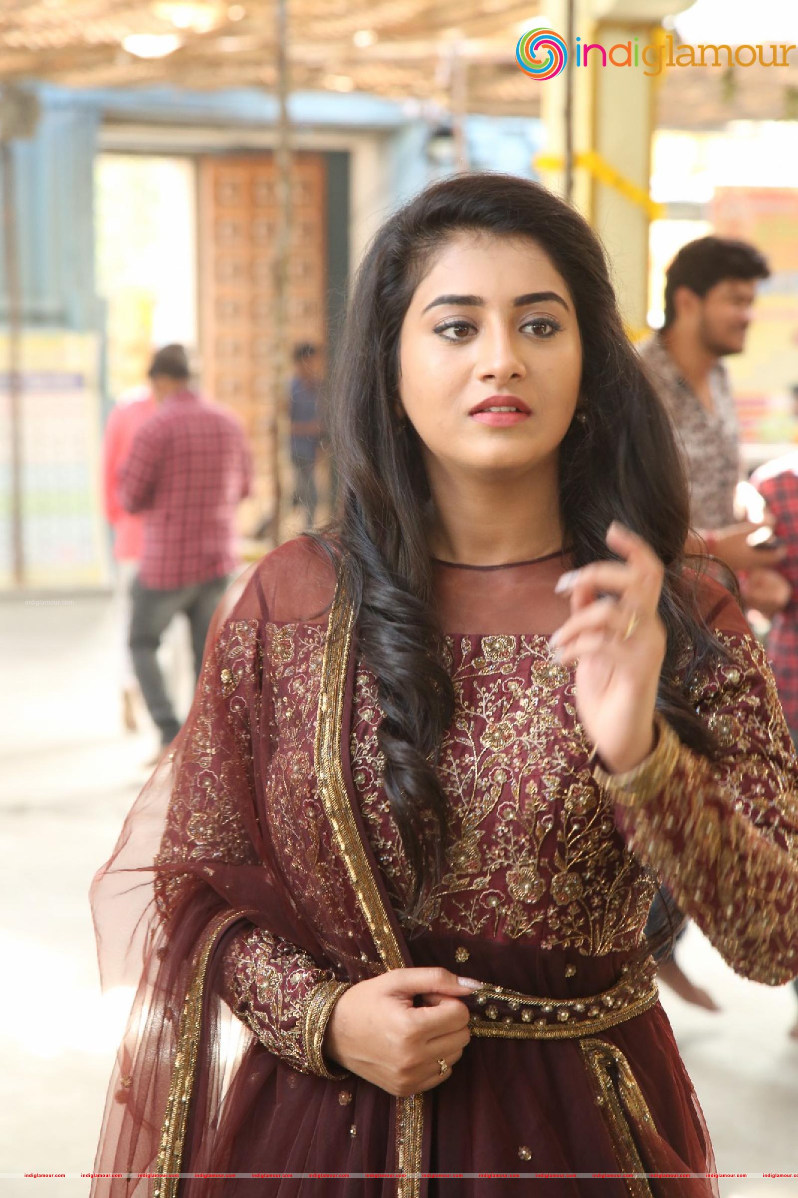 Rashi Singh Actress hd photo