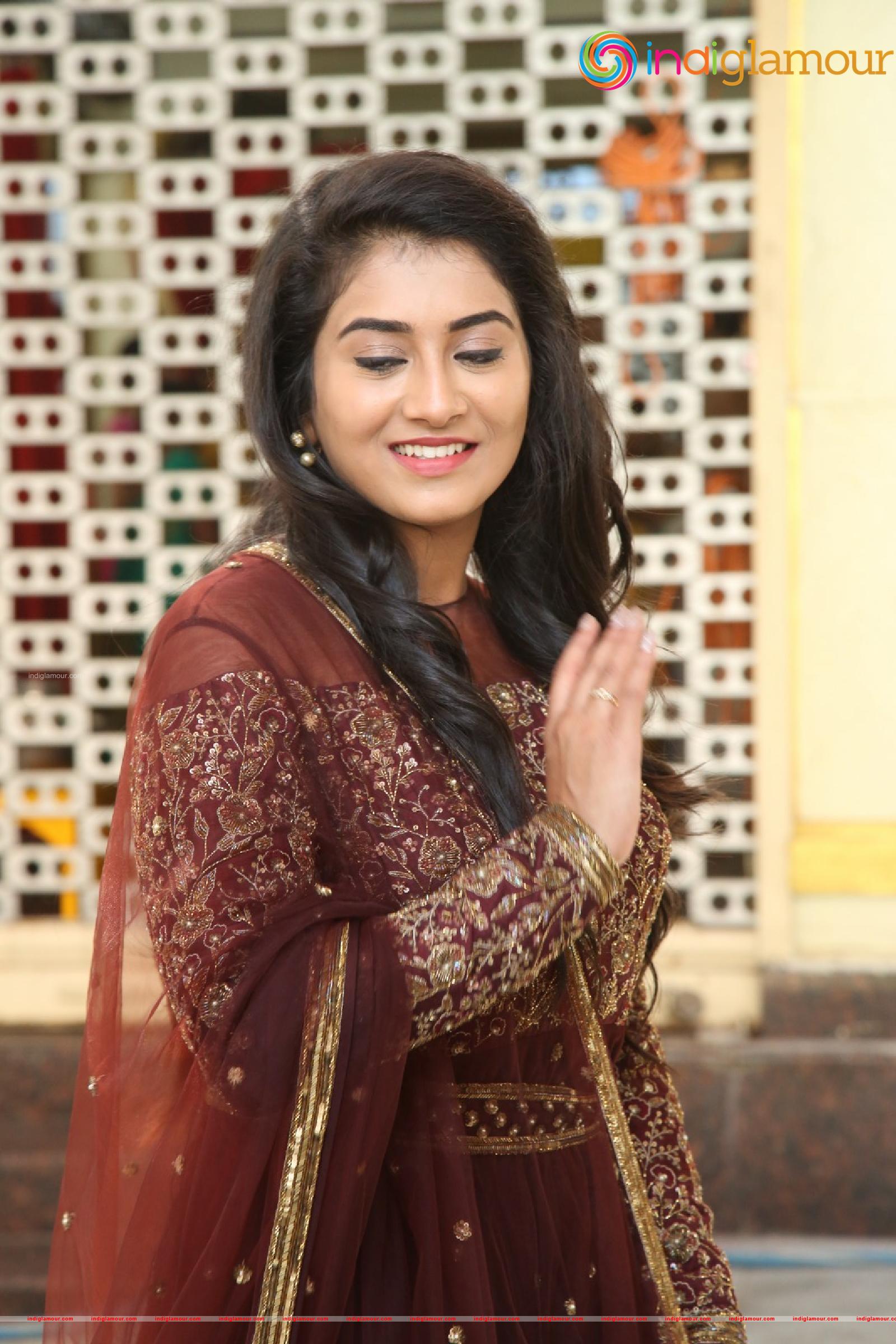 Rashi Singh Actress hd photo