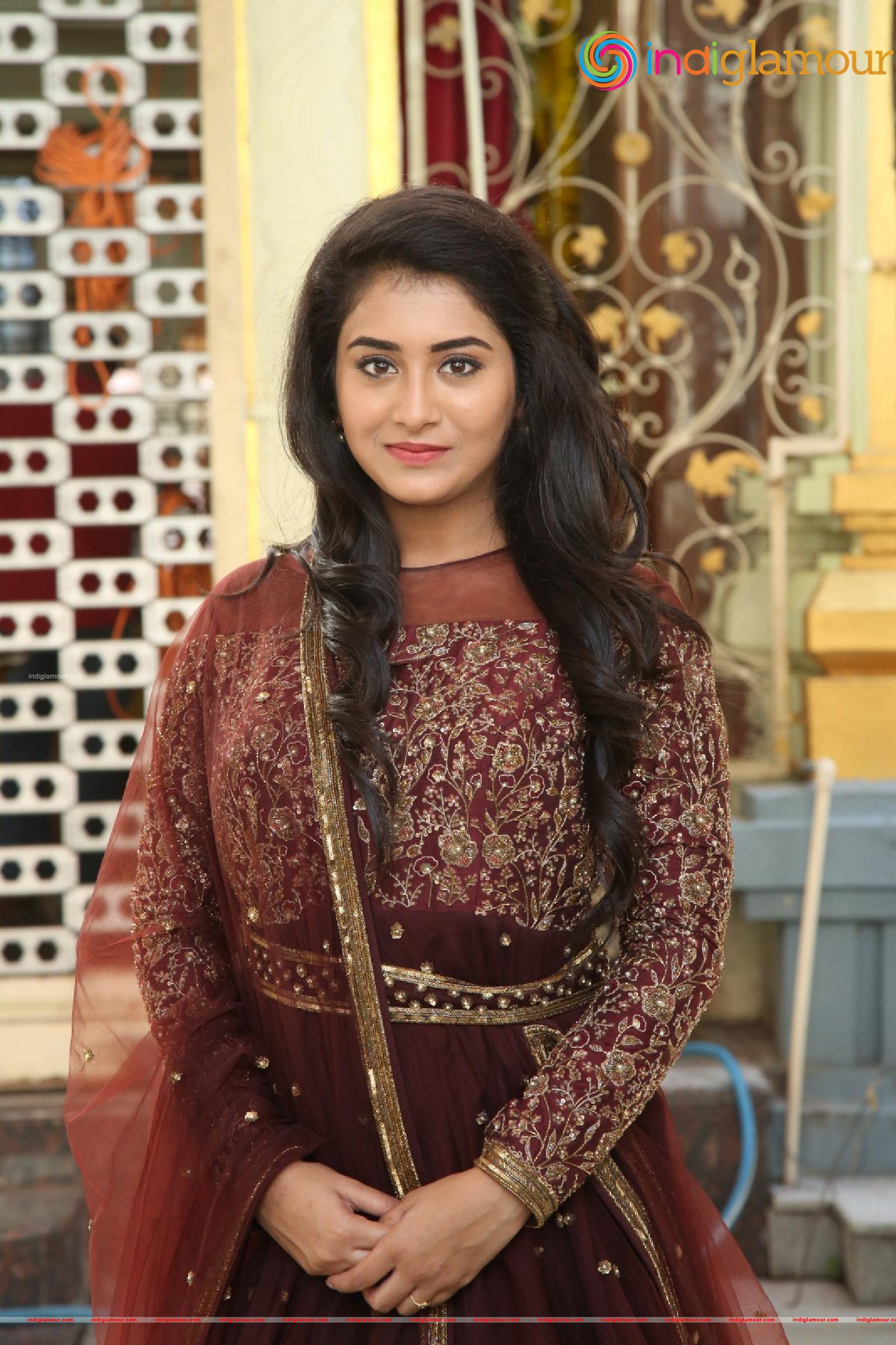 Rashi Singh Actress hd photo