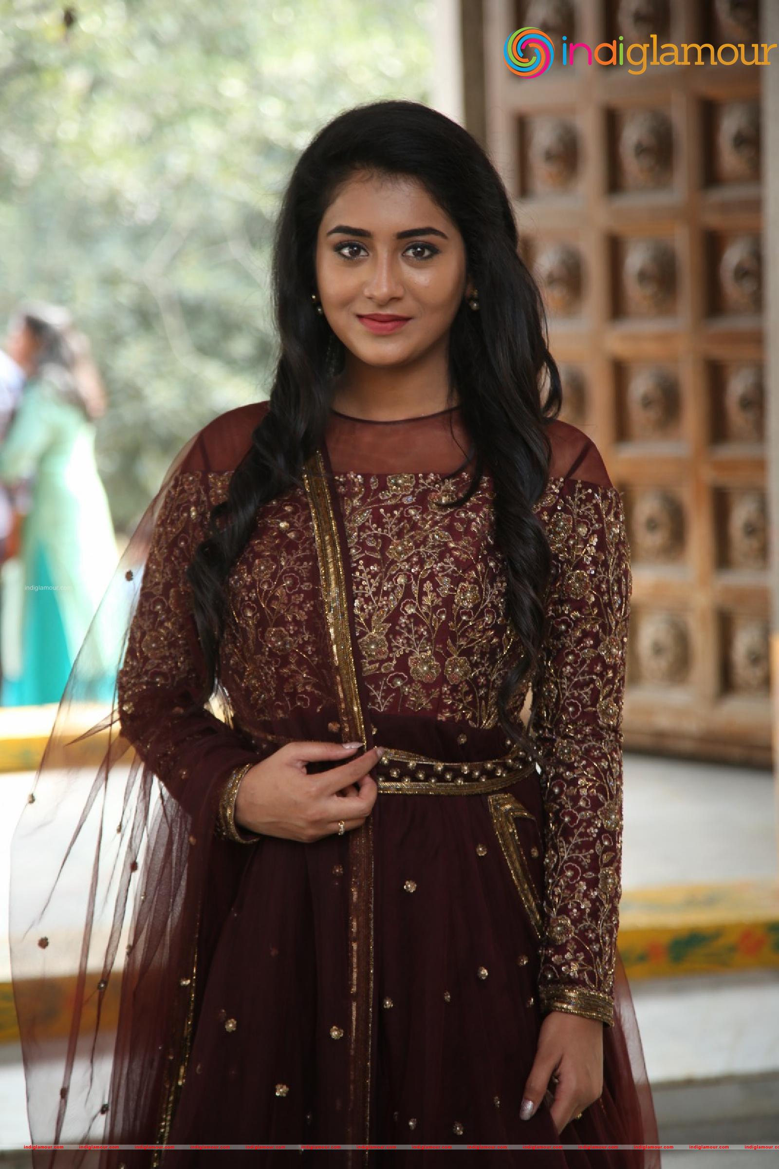 Rashi Singh Actress hd photo