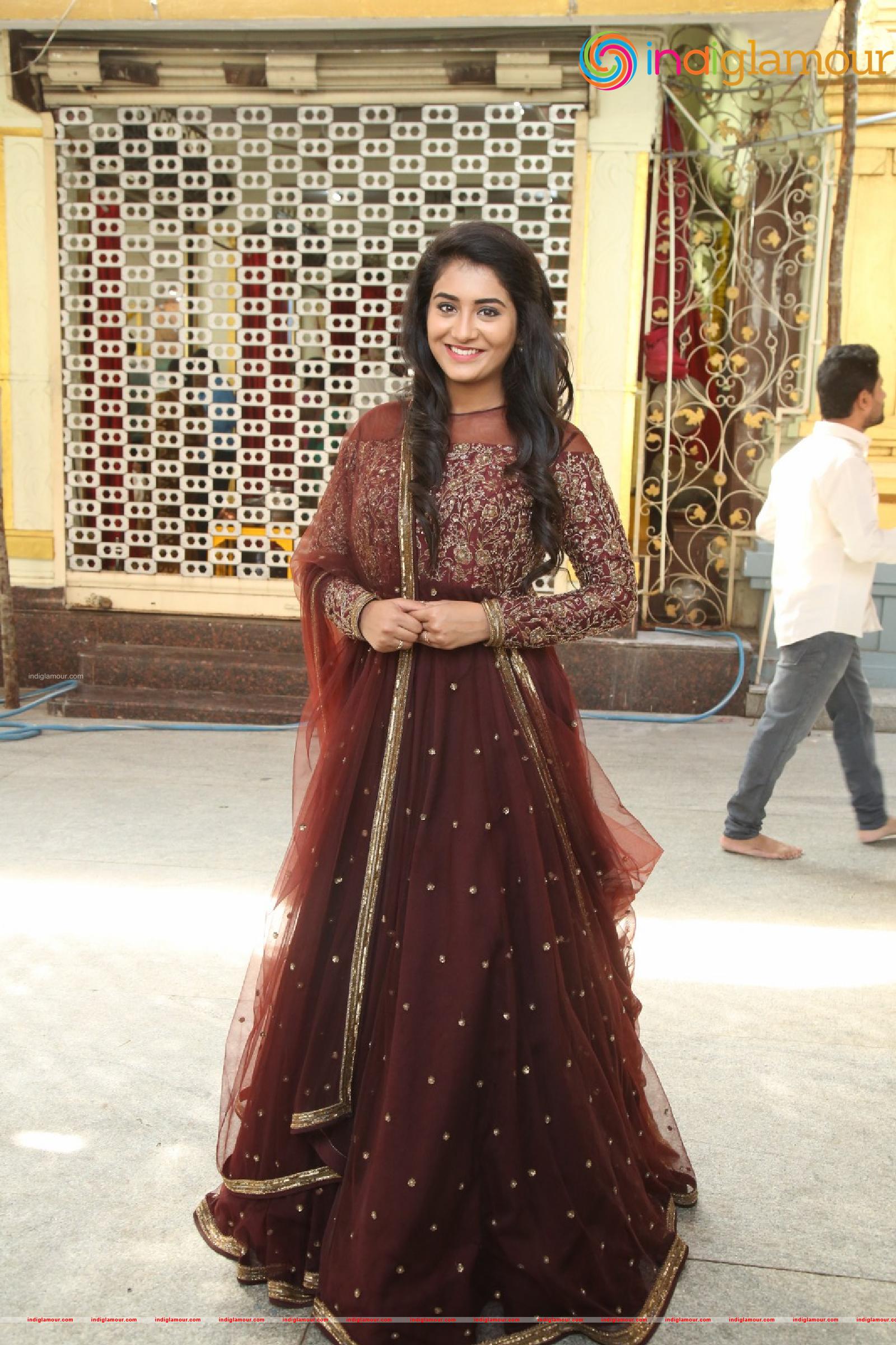 Rashi Singh Actress hd photo