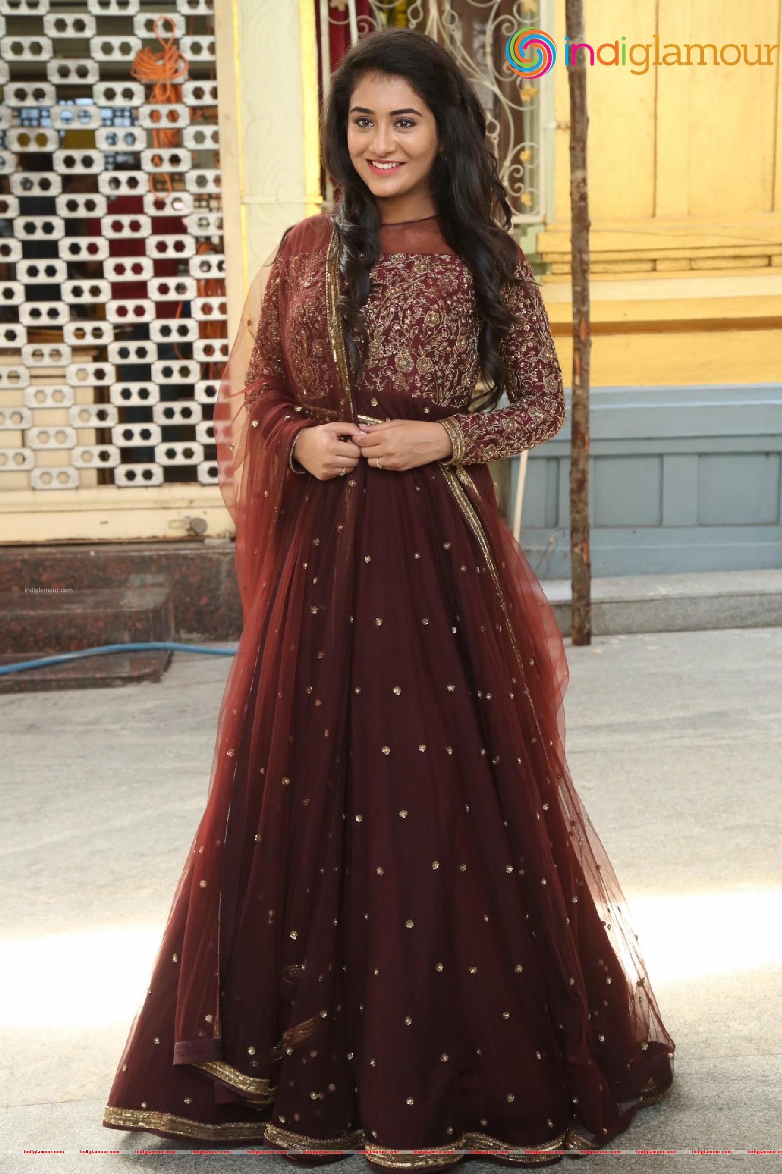 Rashi Singh Actress hd photo