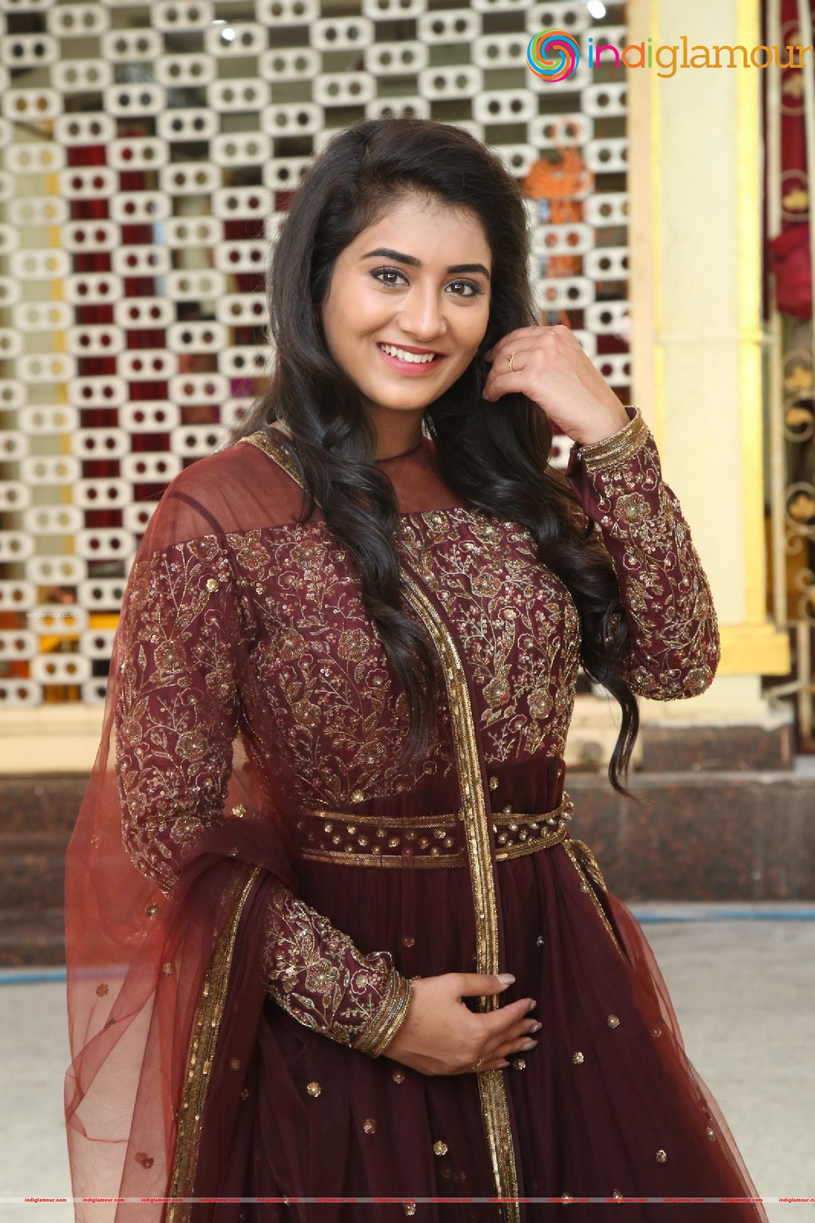Rashi Singh Actress hd photo