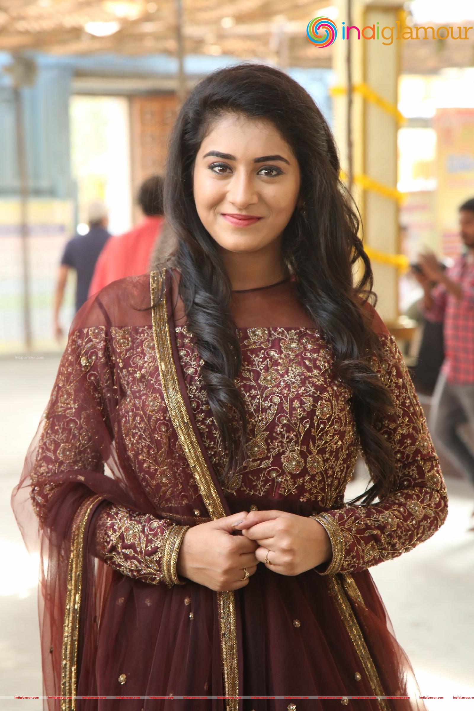 Rashi Singh Actress hd photo