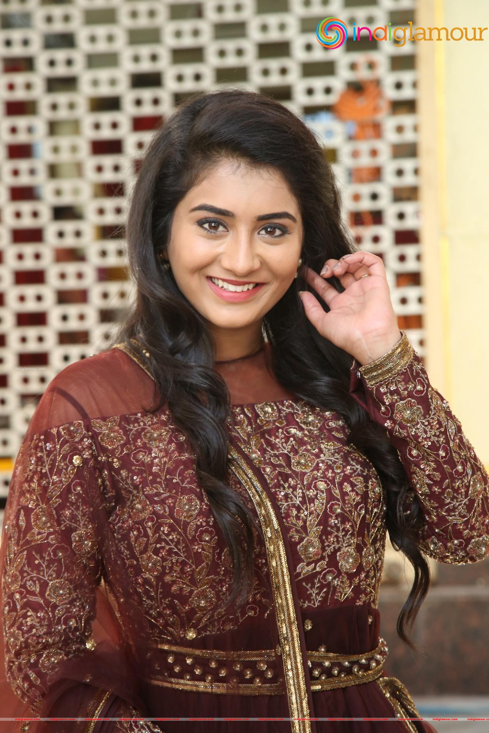 Rashi Singh Actress hd photo