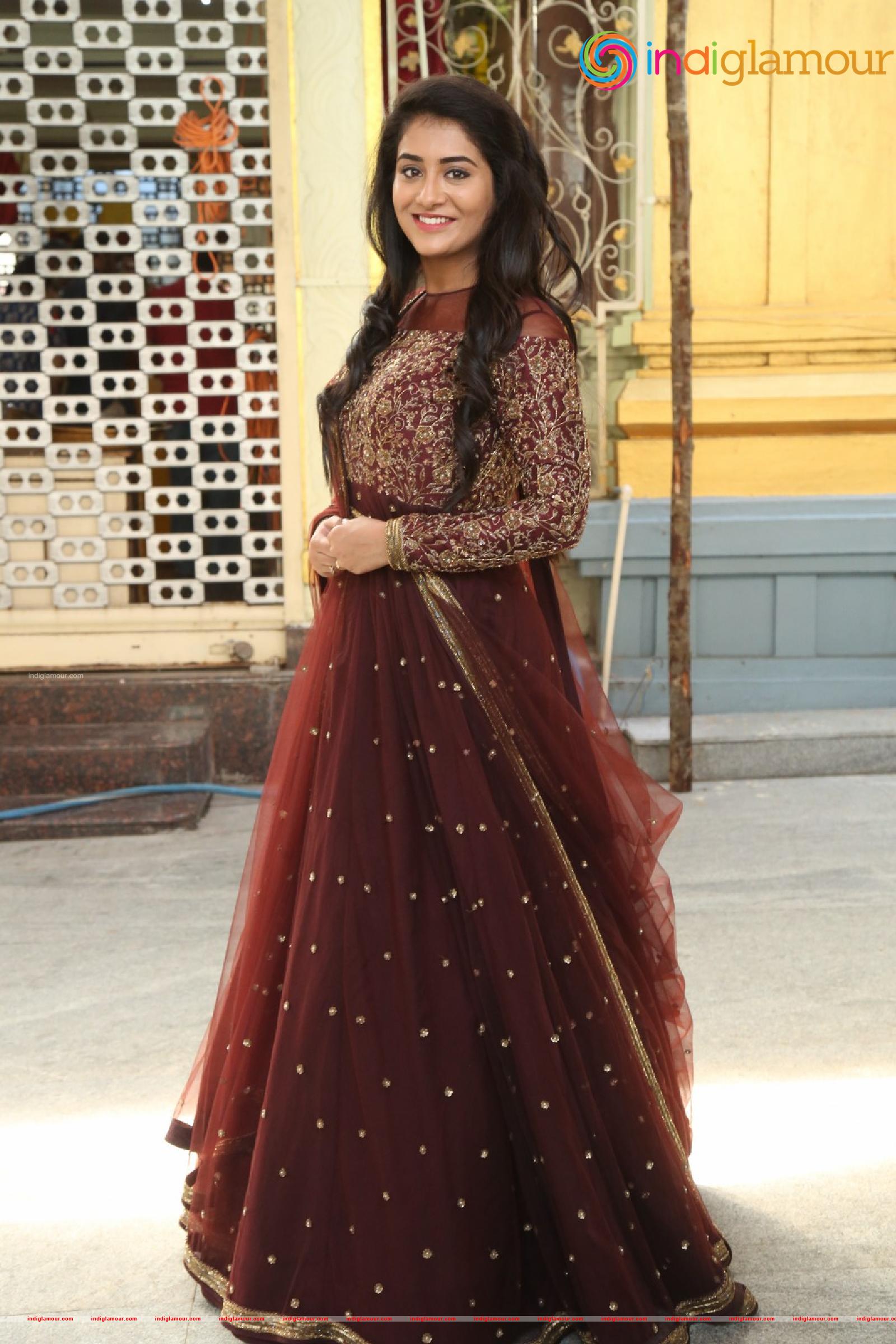 Rashi Singh Actress hd photo