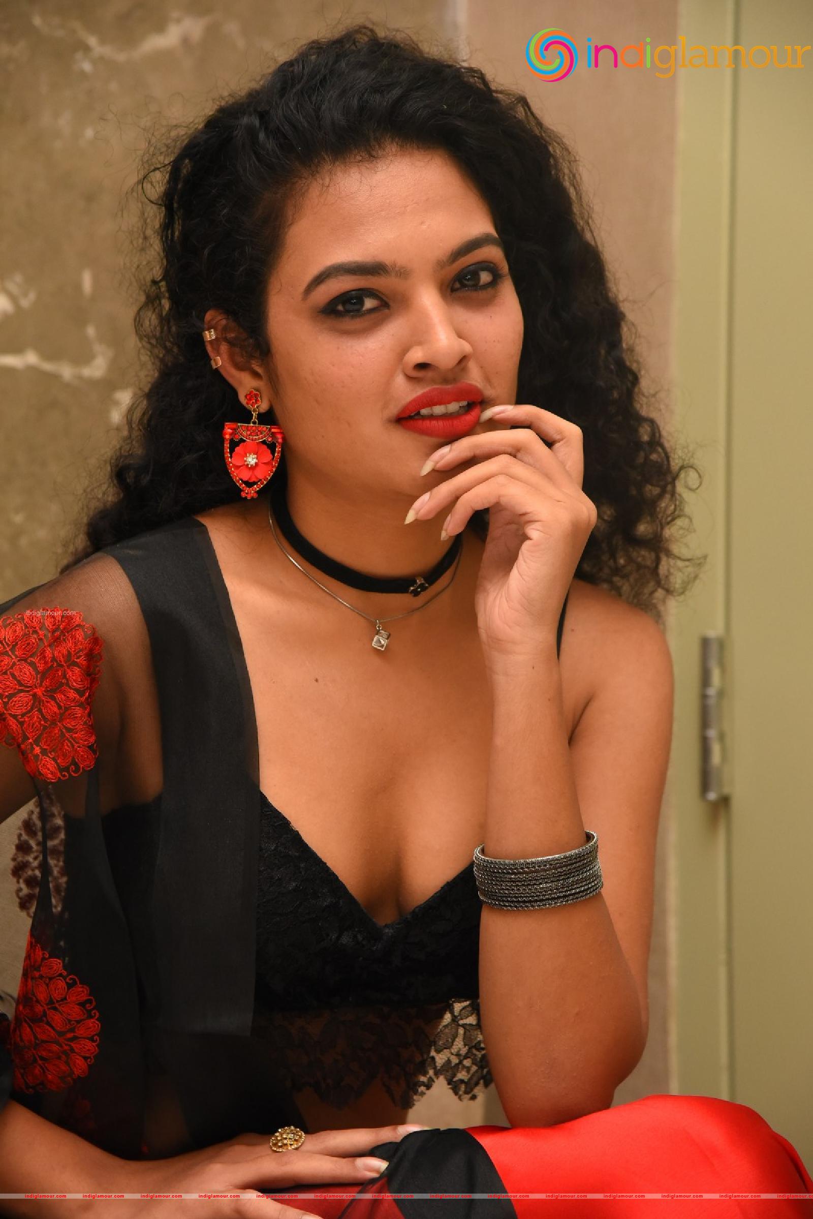 Riya Actress hd photo