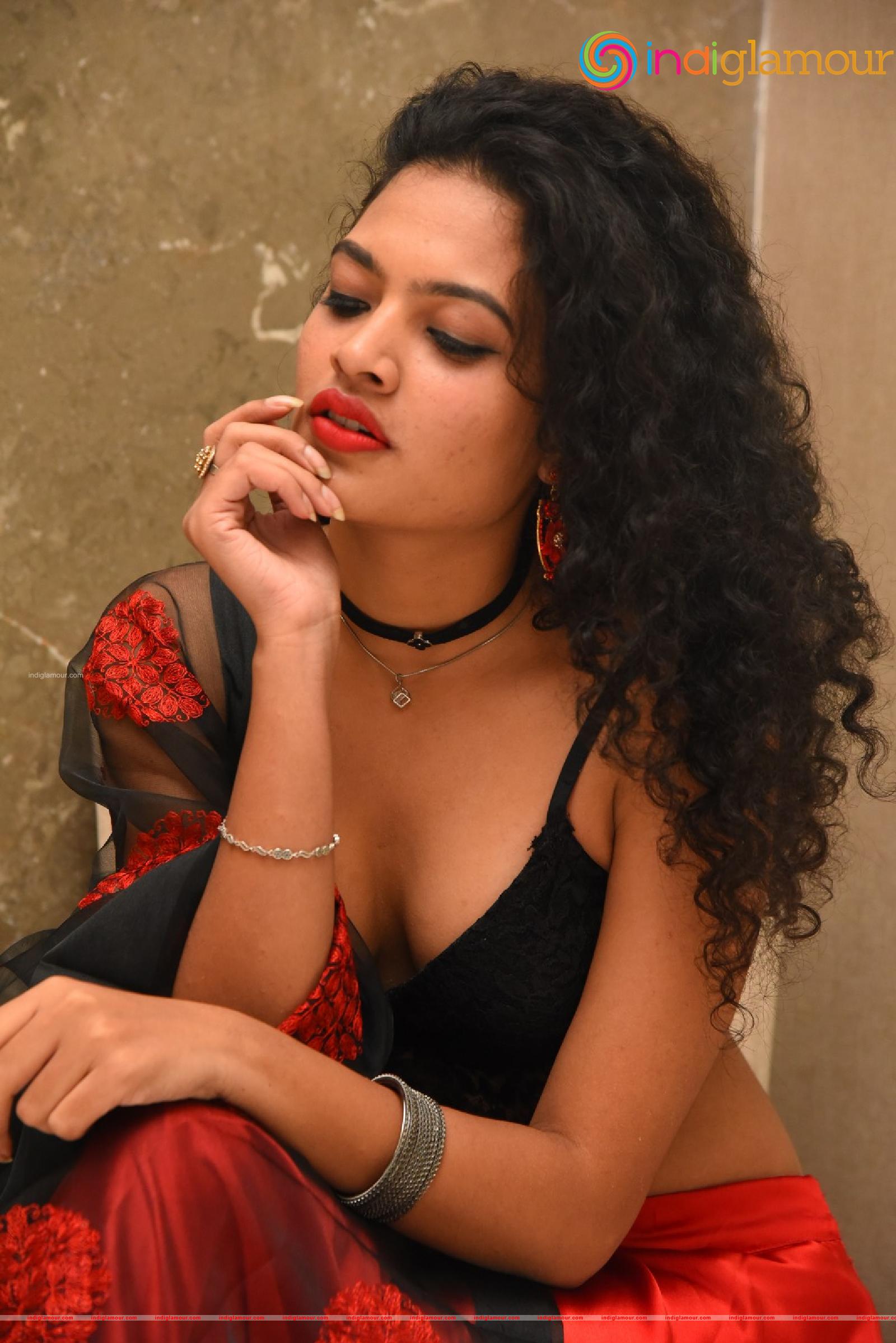 Riya Actress hd photo