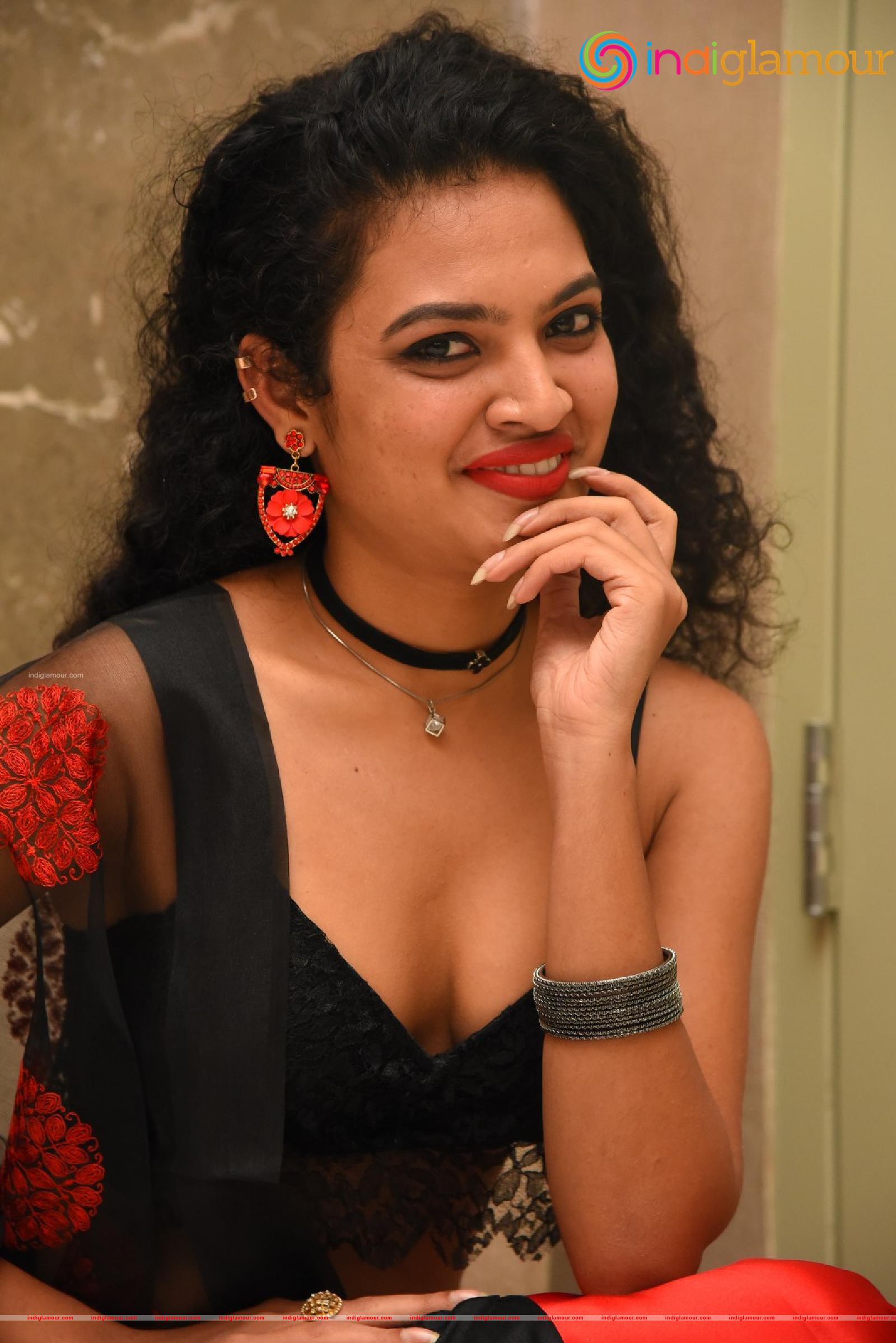 Riya Actress hd photo