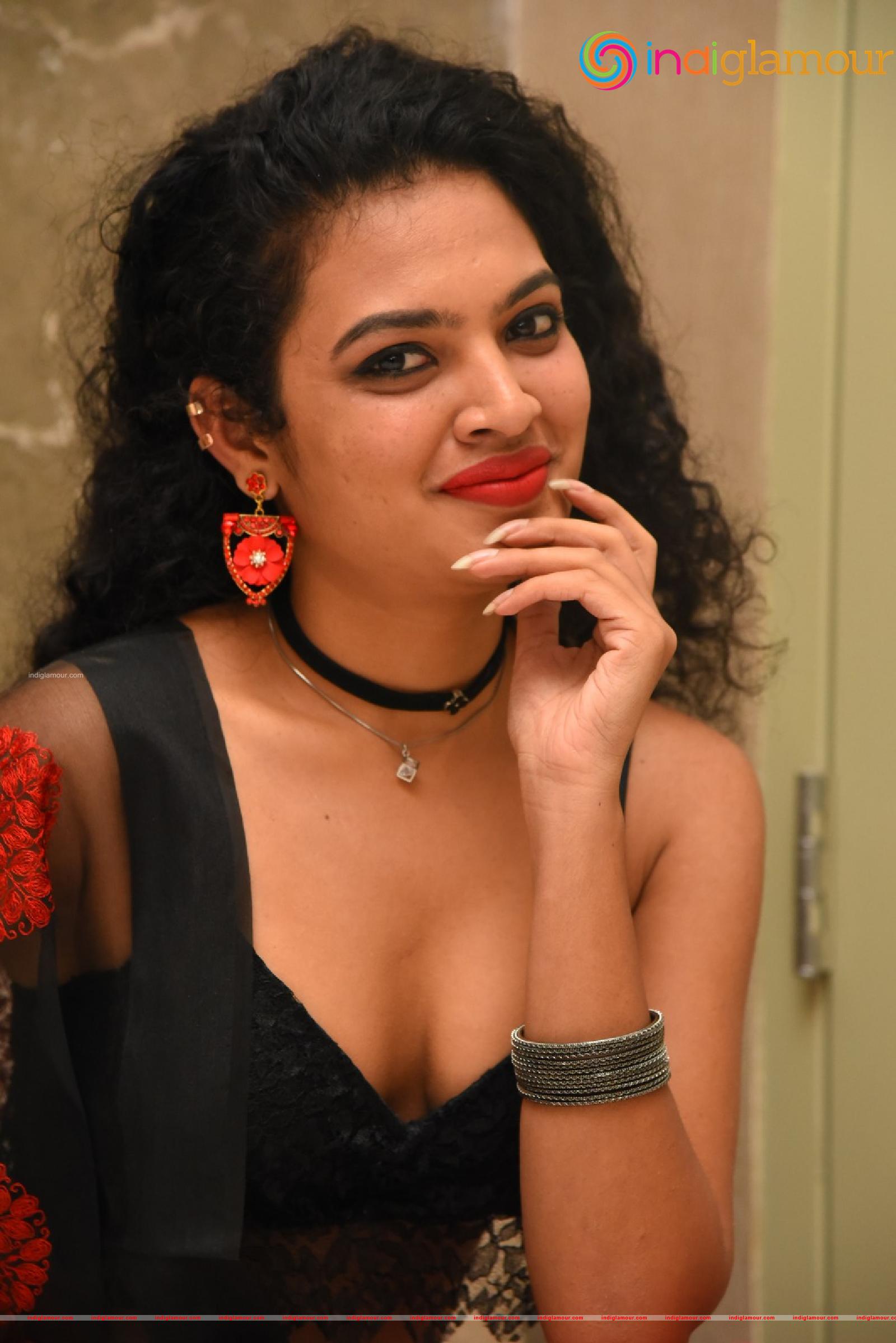 Riya Actress hd photo