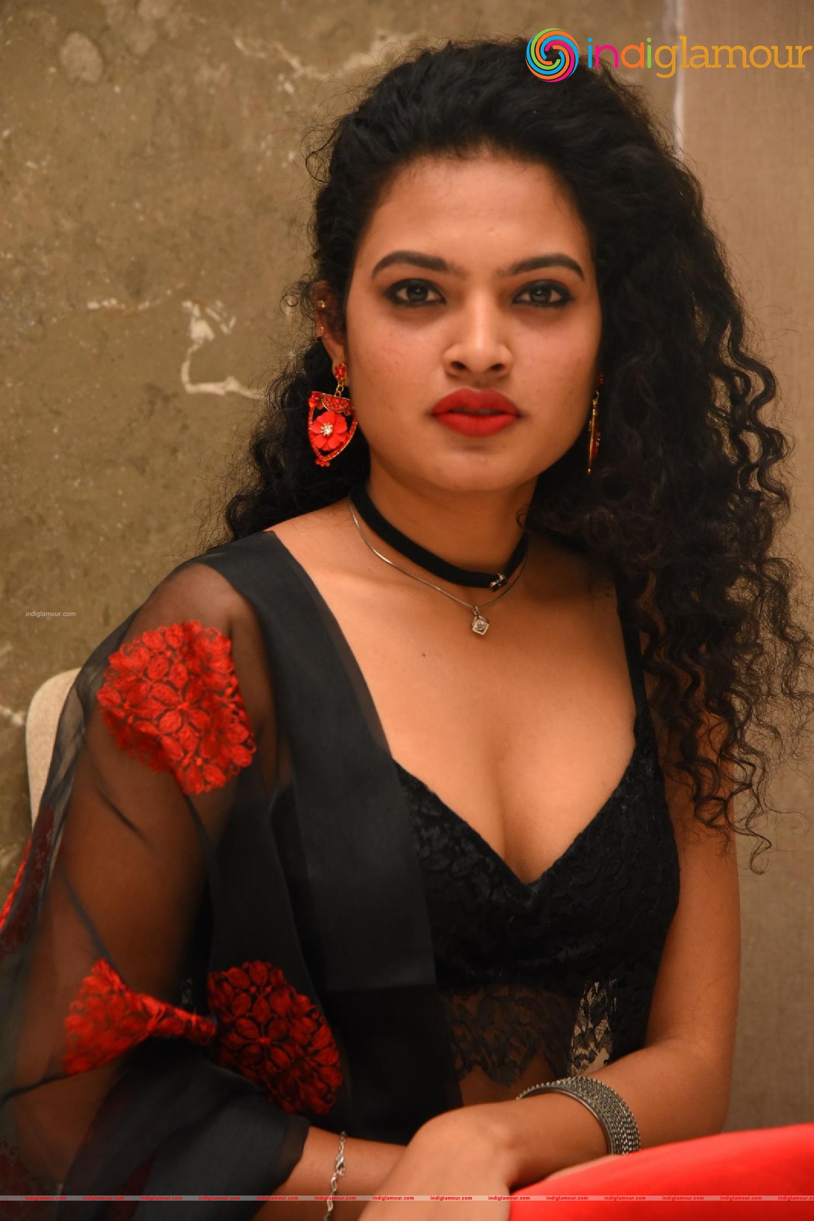 Riya Actress hd photo