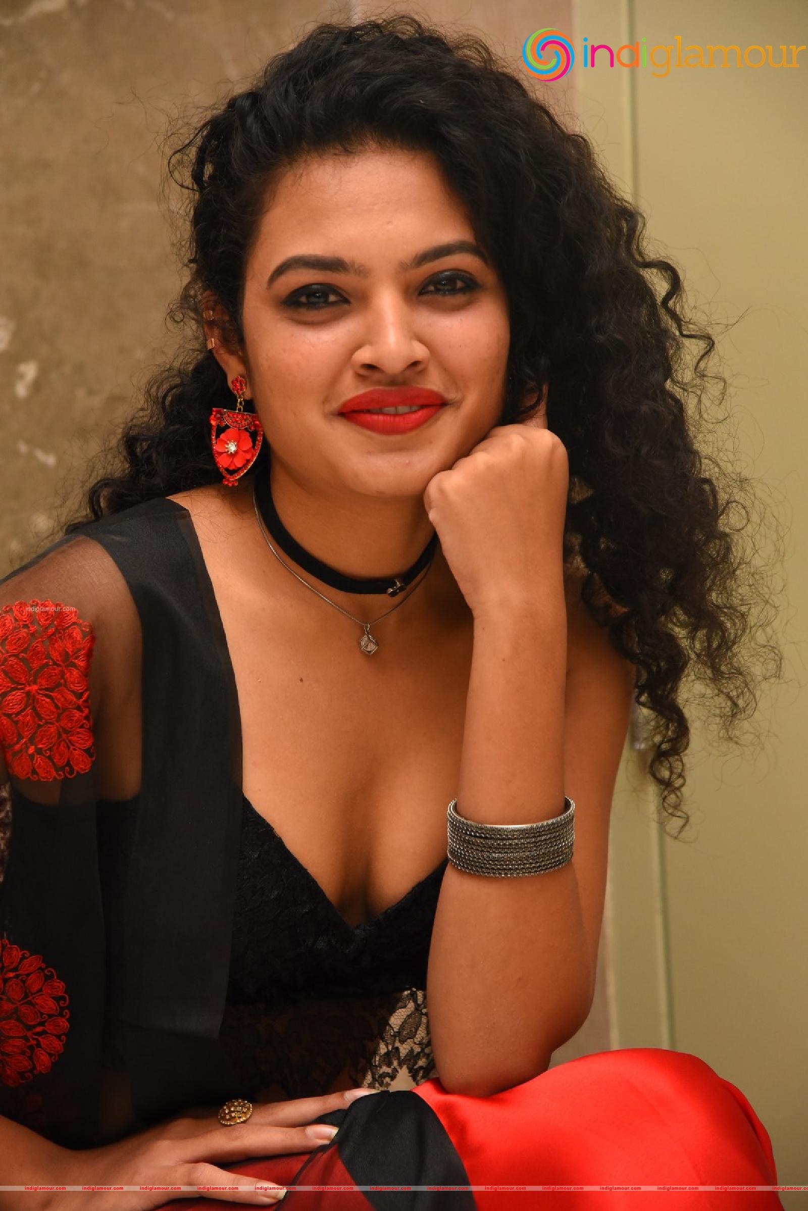 Riya Actress hd photo