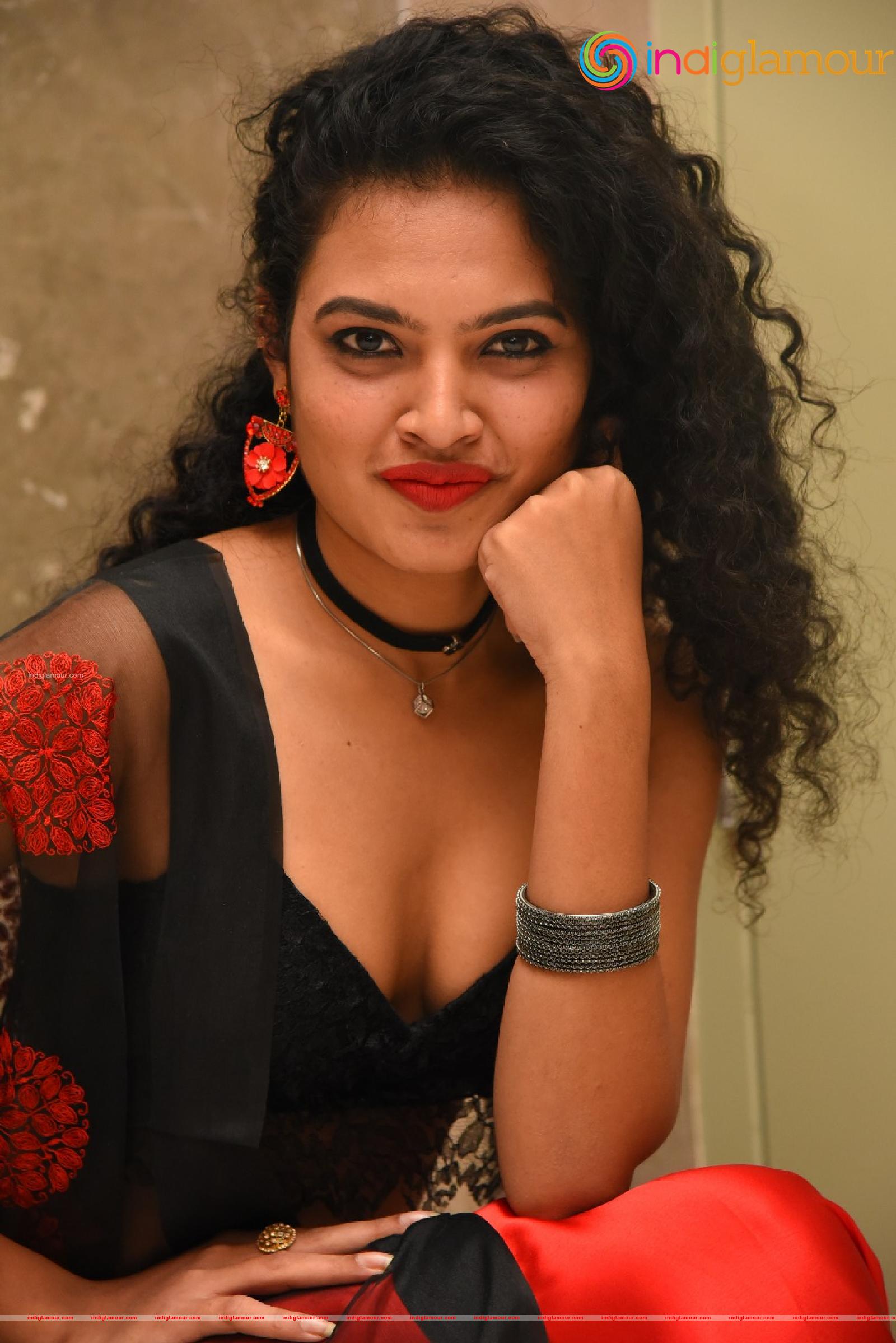 Riya Actress hd photo