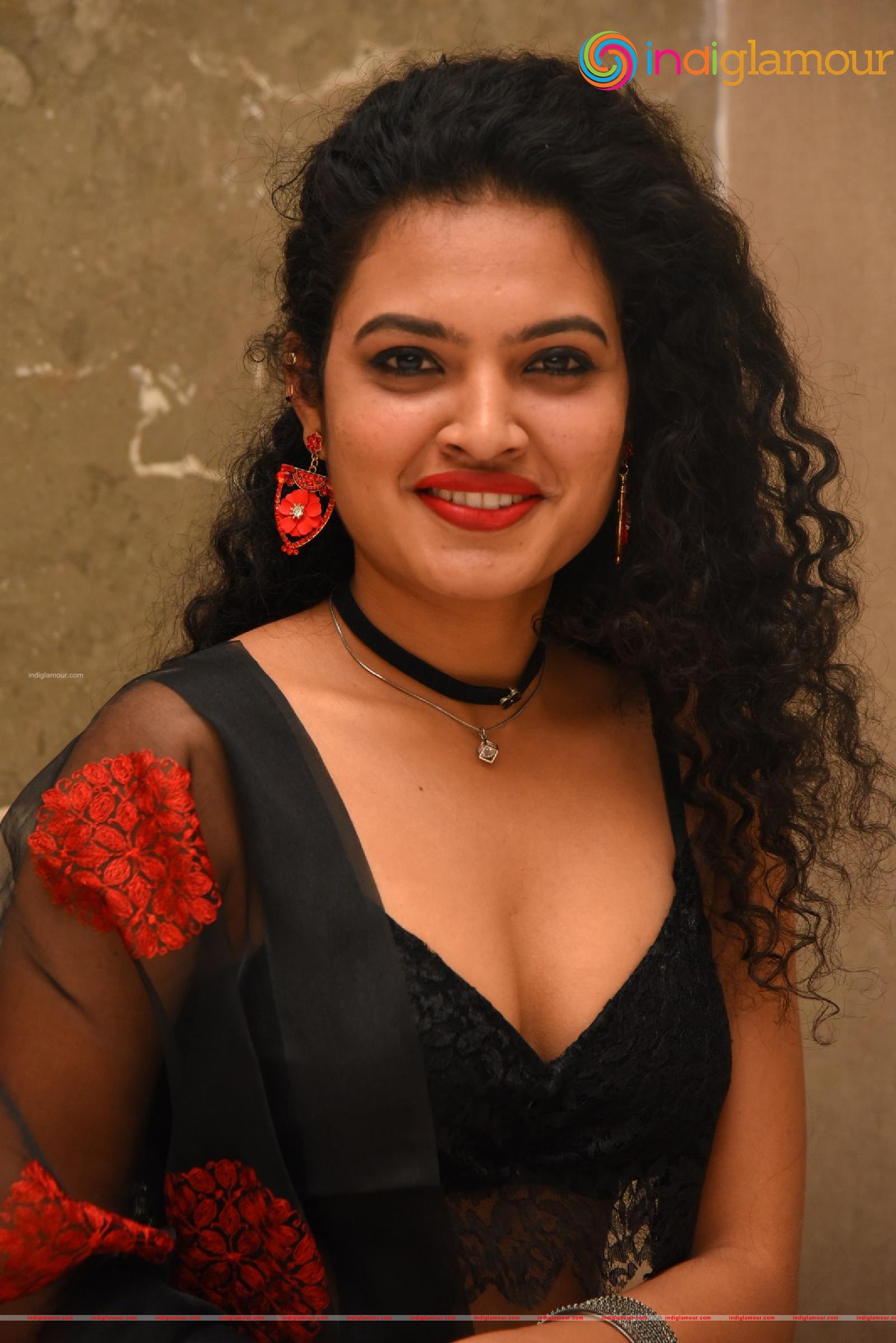 Riya Actress hd photo