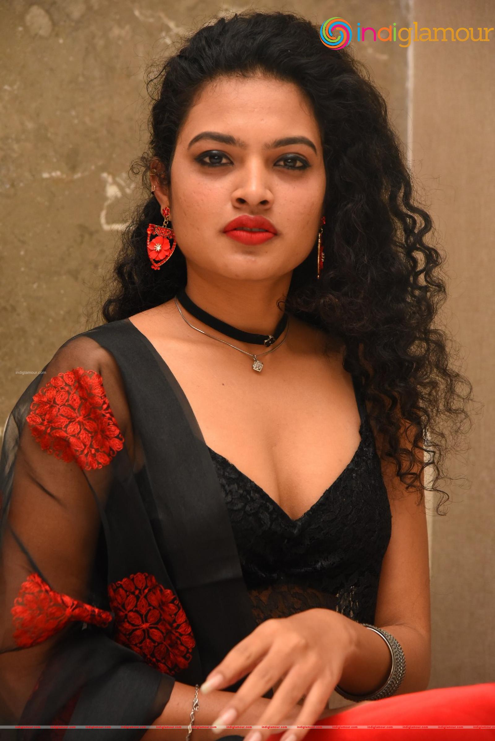Riya Actress hd photo