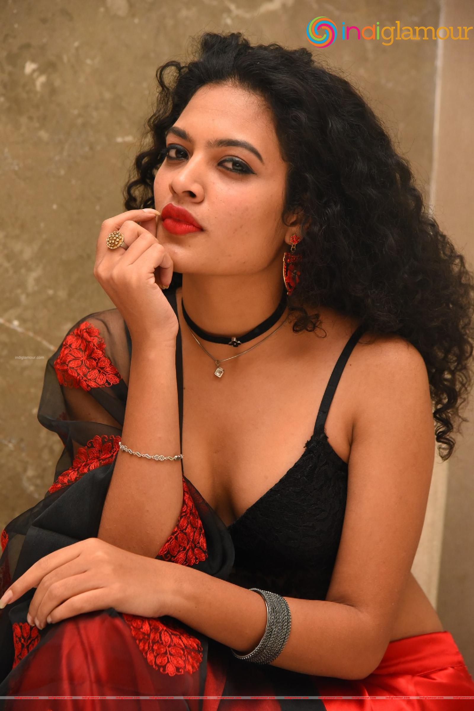 Riya Actress hd photo