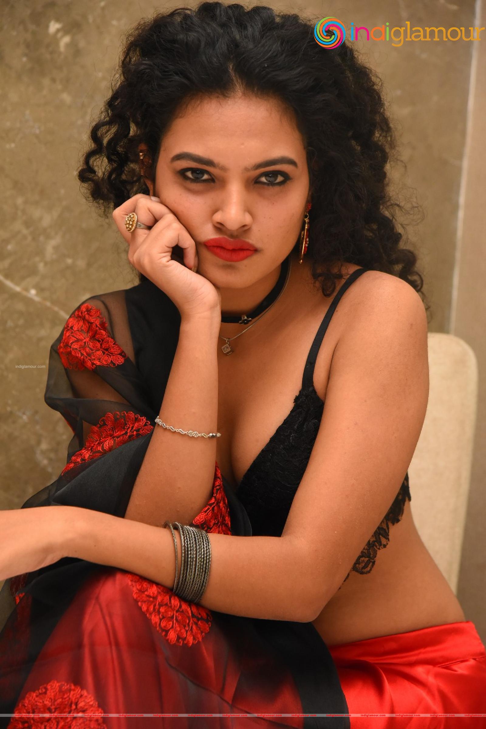 Riya Actress hd photo