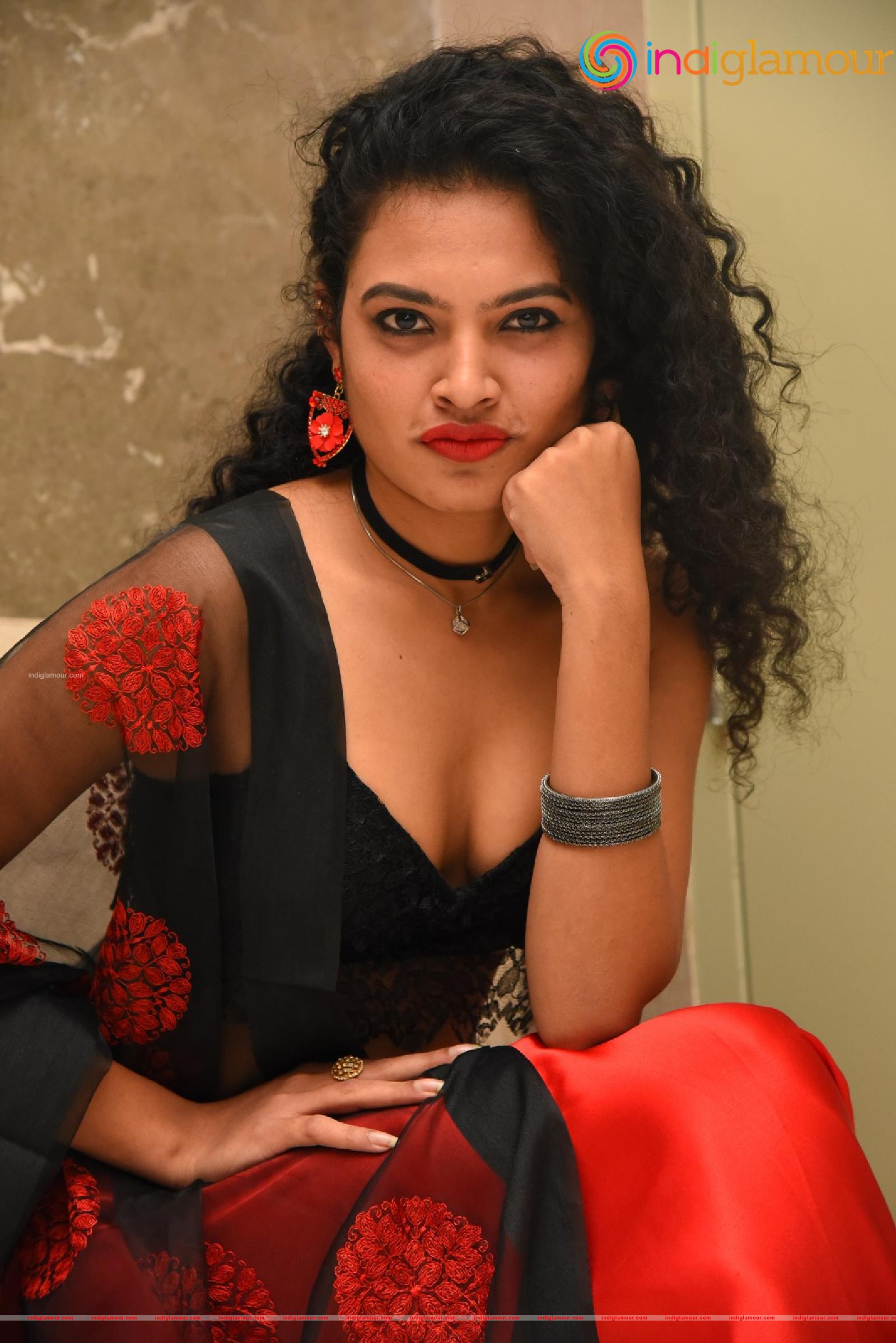 Riya Actress hd photo