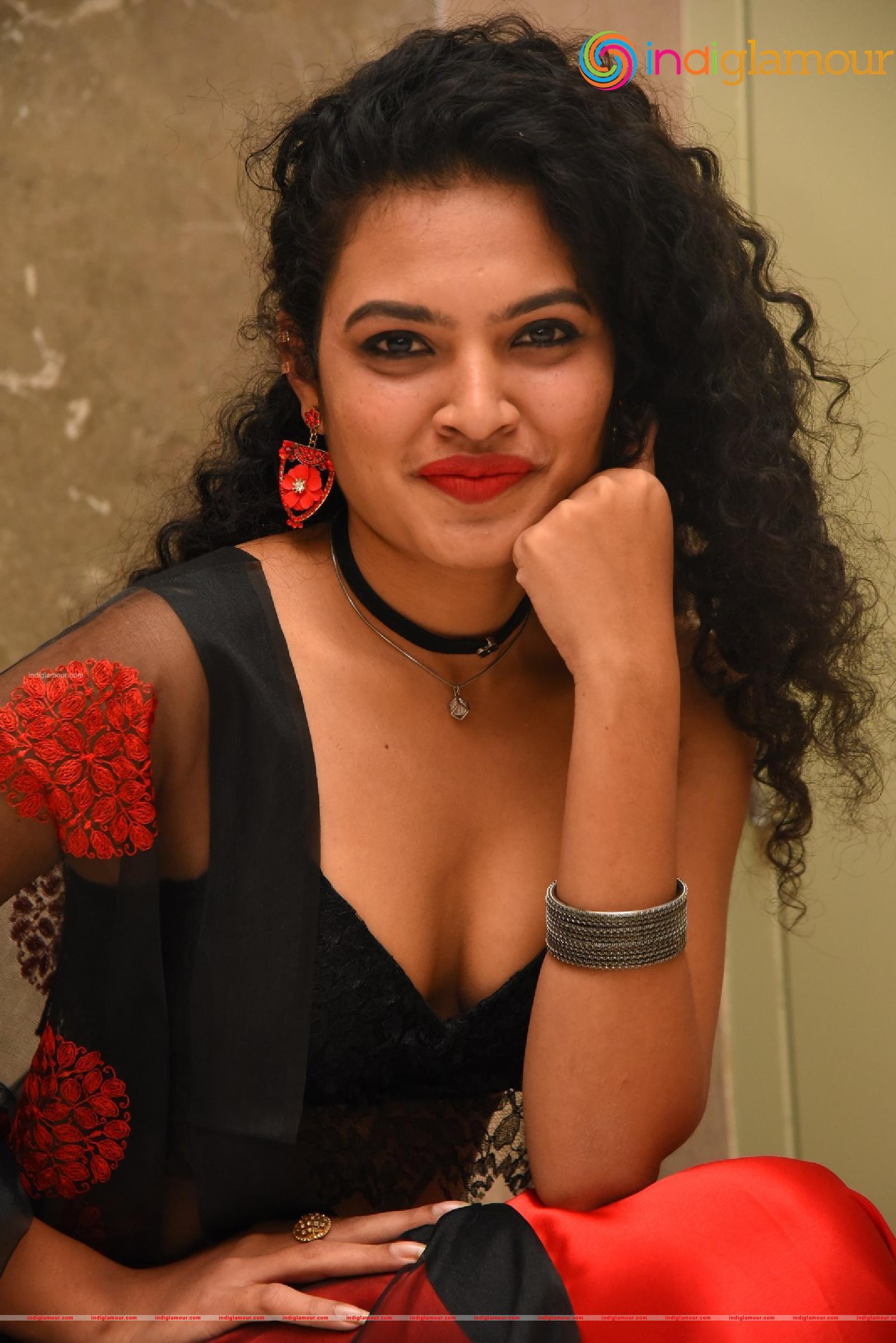 Riya Actress hd photo