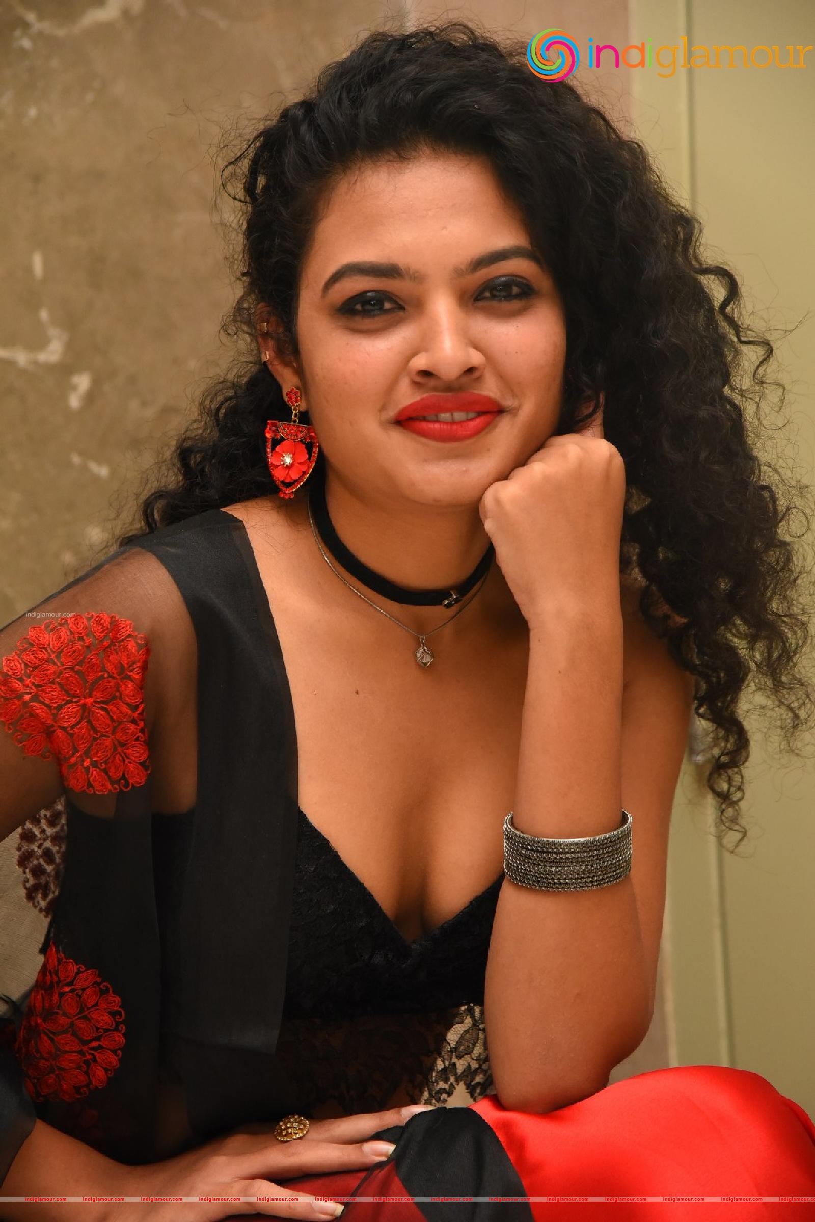 Riya Actress hd photo