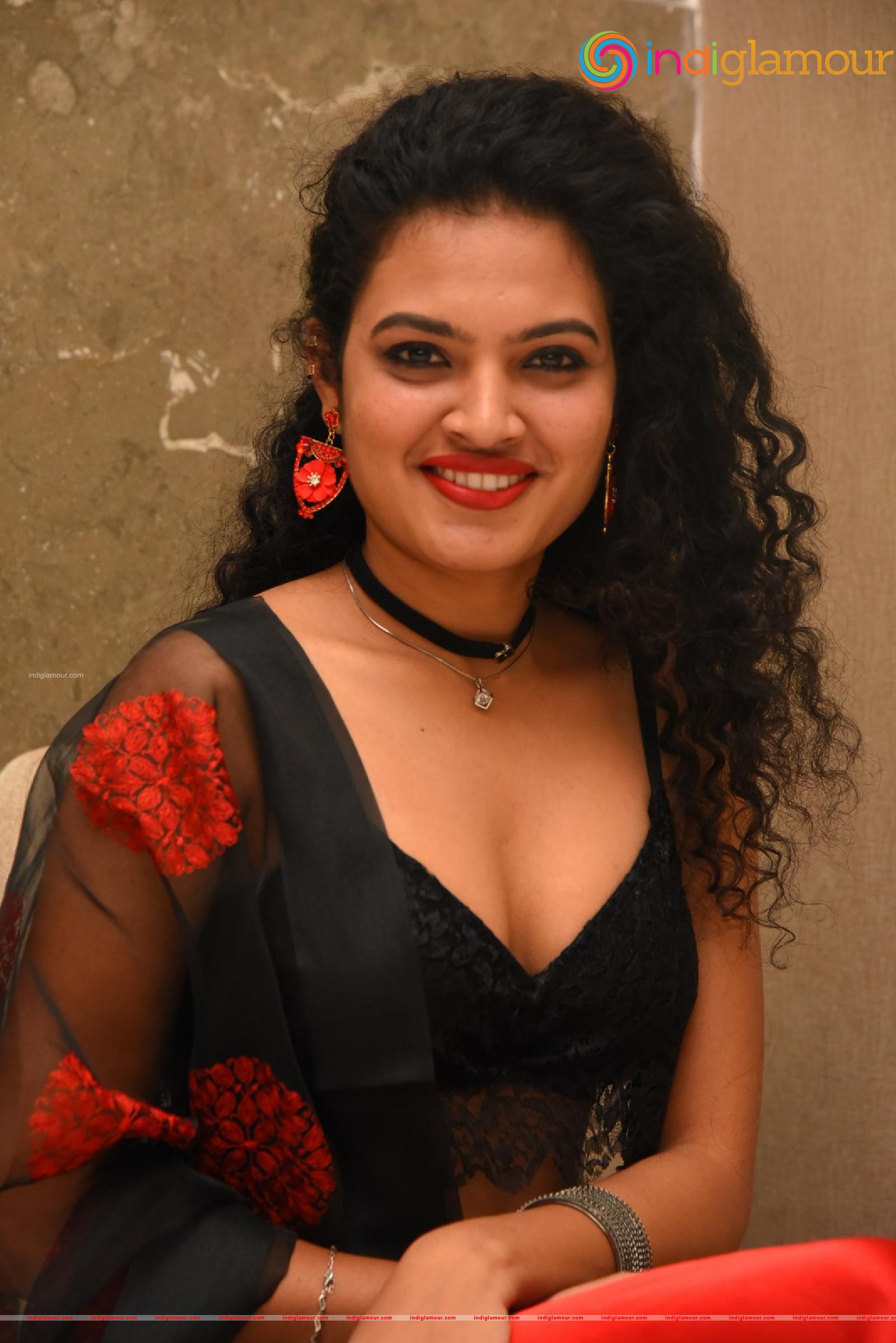 Riya Actress hd photo