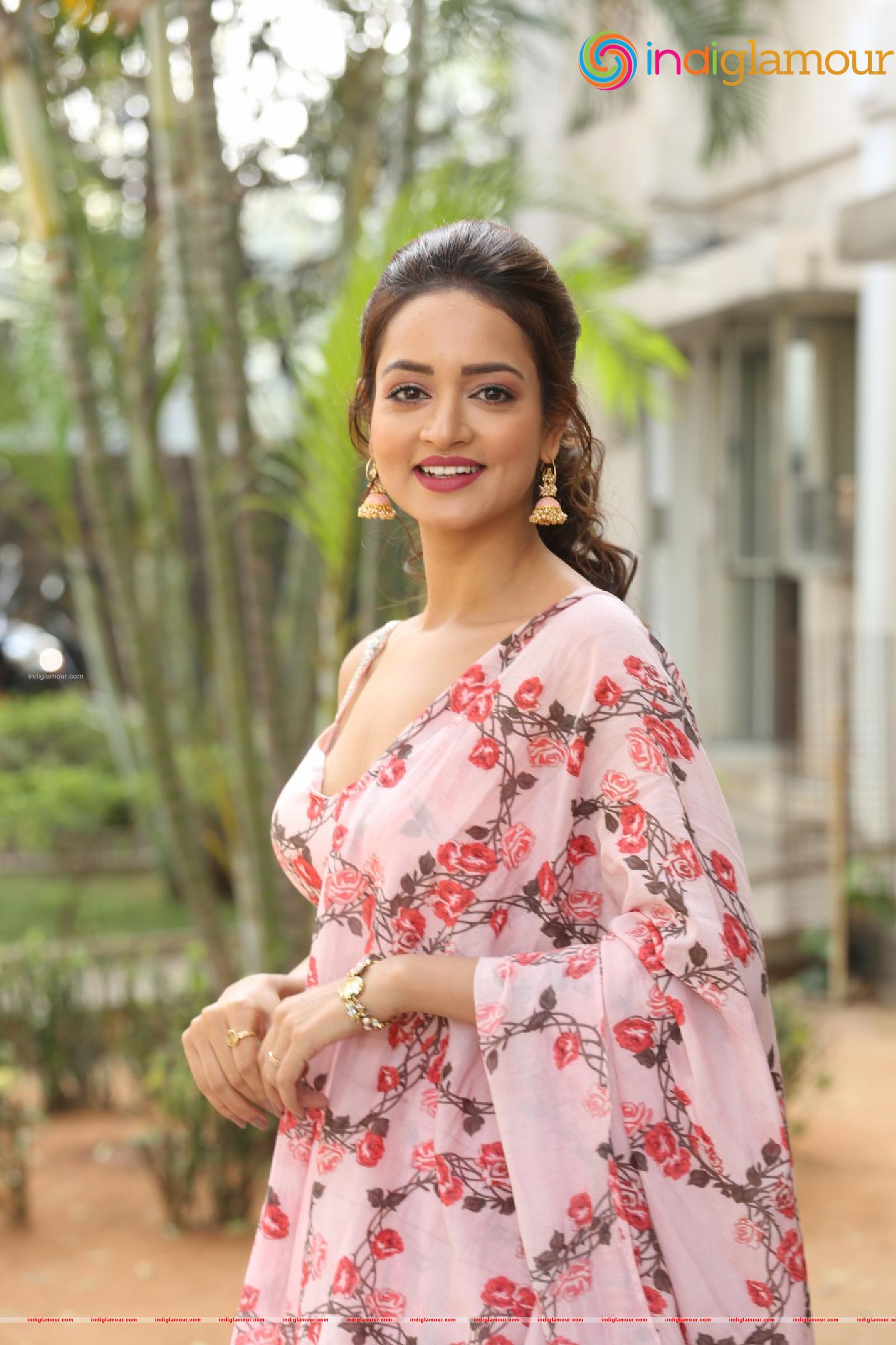 Shanvi Srivastava Actress hd photo
