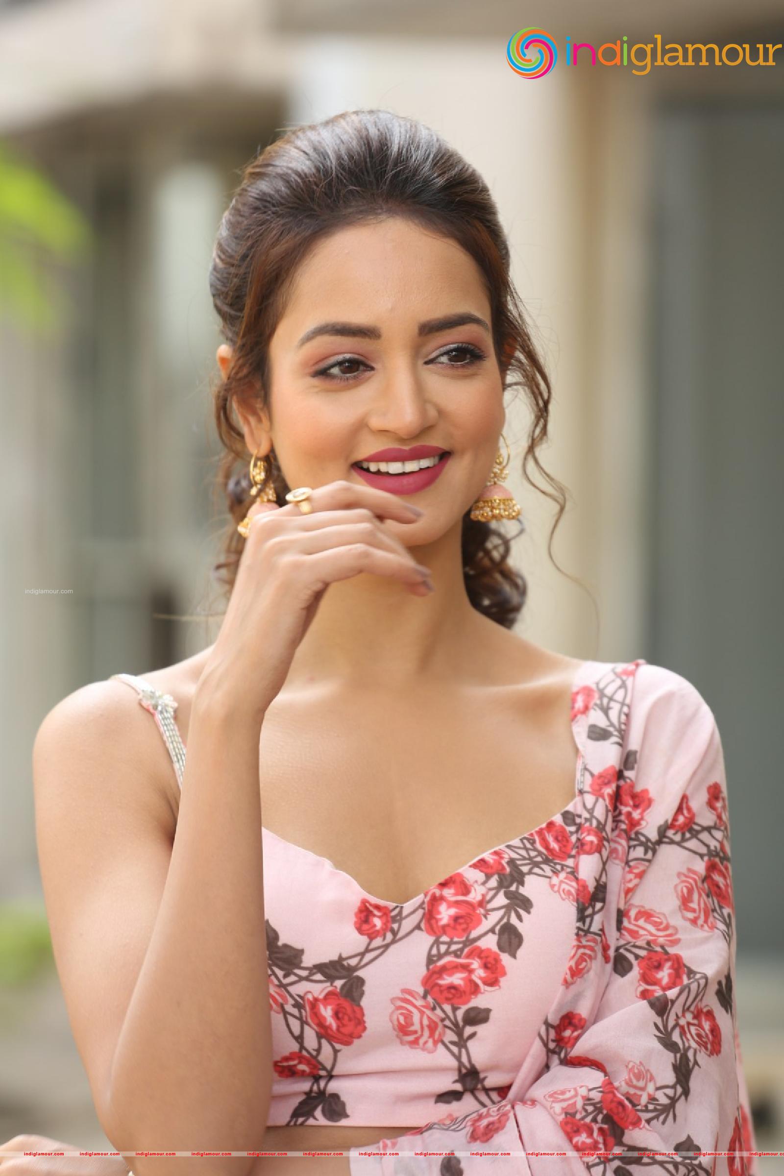 Shanvi Srivastava Actress hd photo