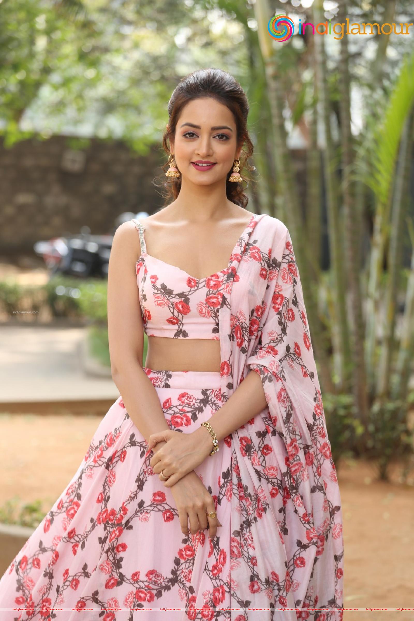 Shanvi Srivastava Actress hd photo