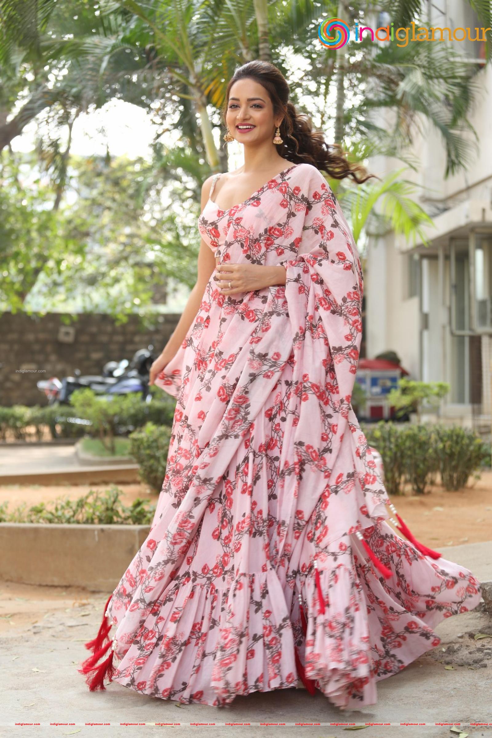 Shanvi Srivastava Actress hd photo